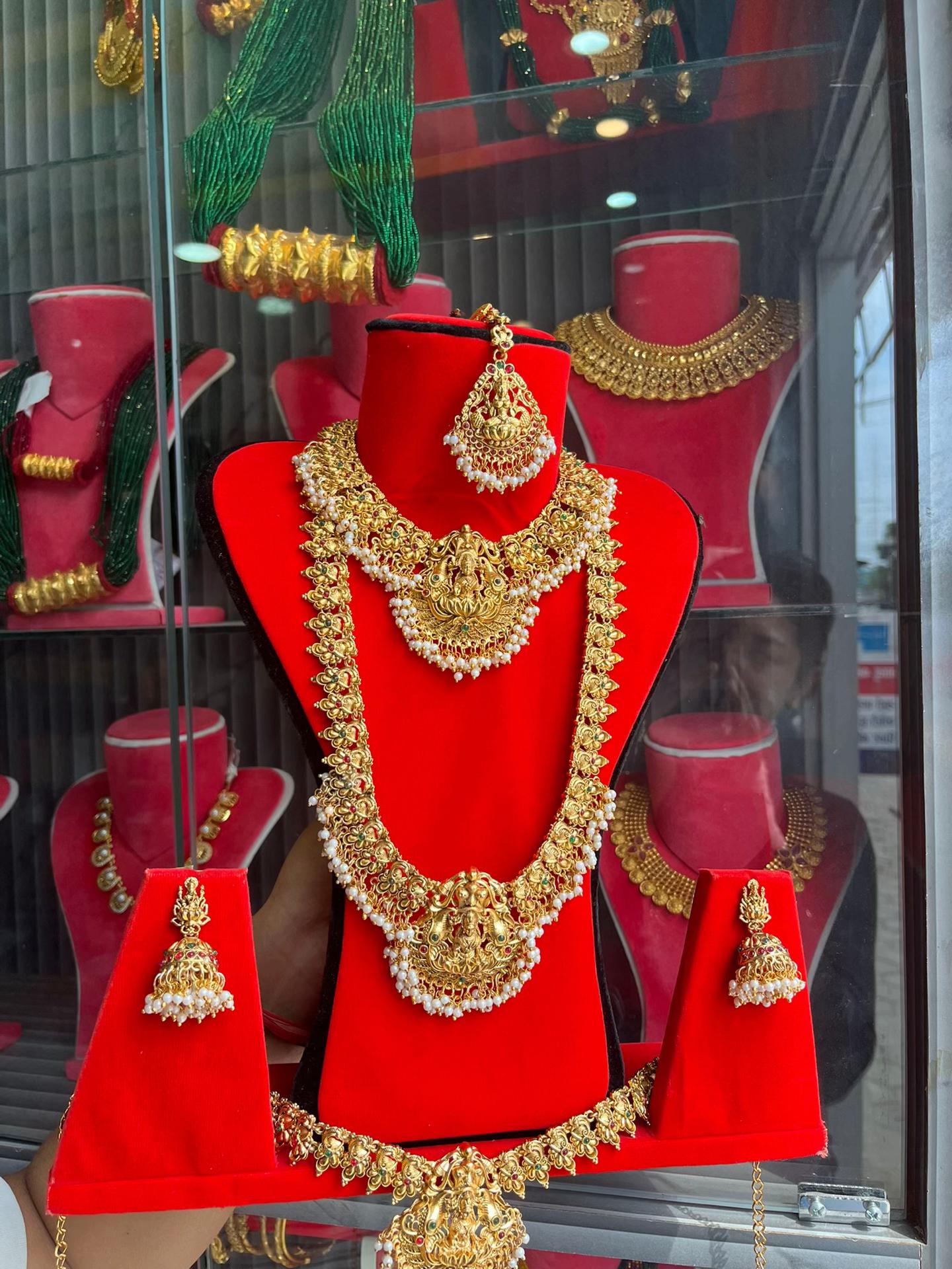 @DIPSHIKHA 🪔🪷✨( accessories )