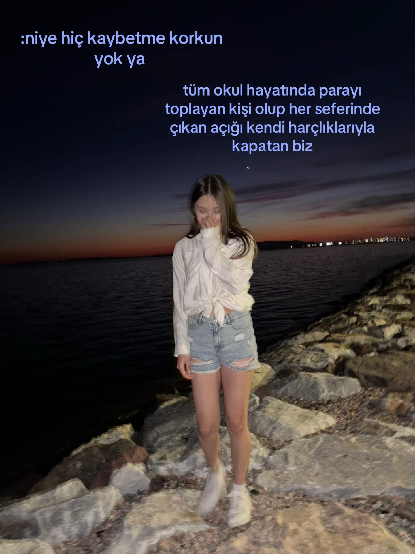 @Ayşenur