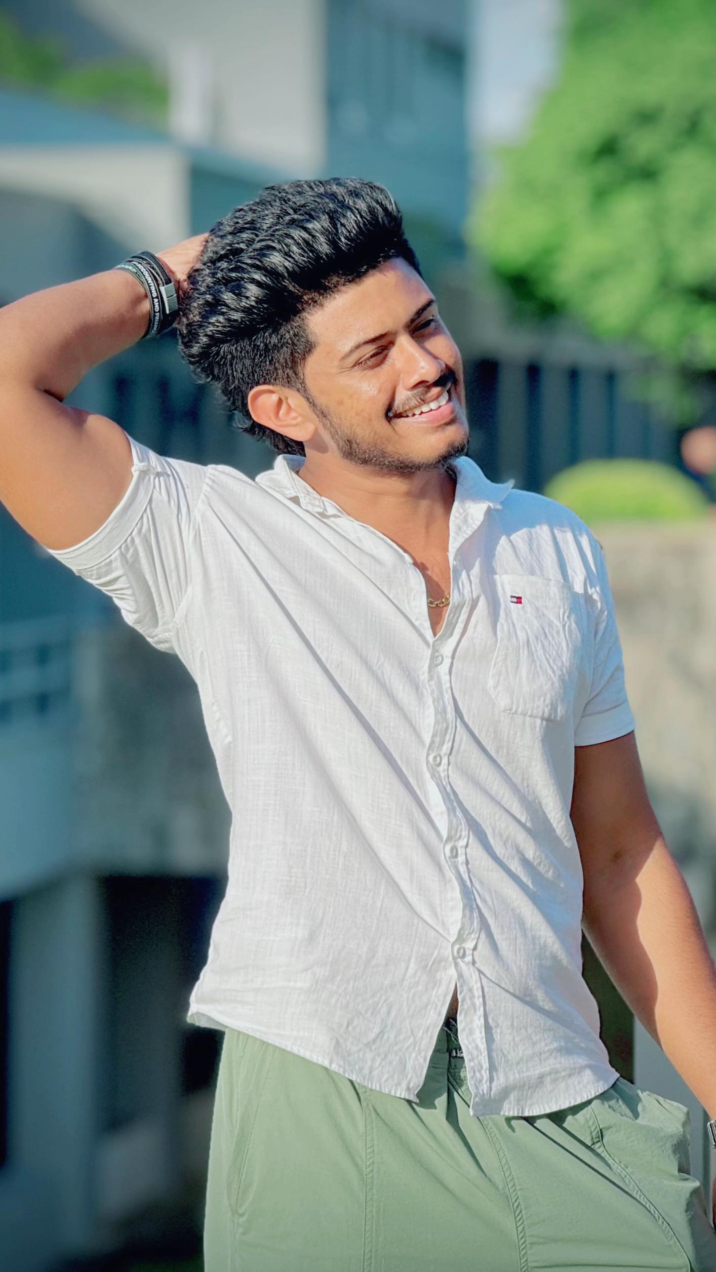 @Maneesha wijenayaka