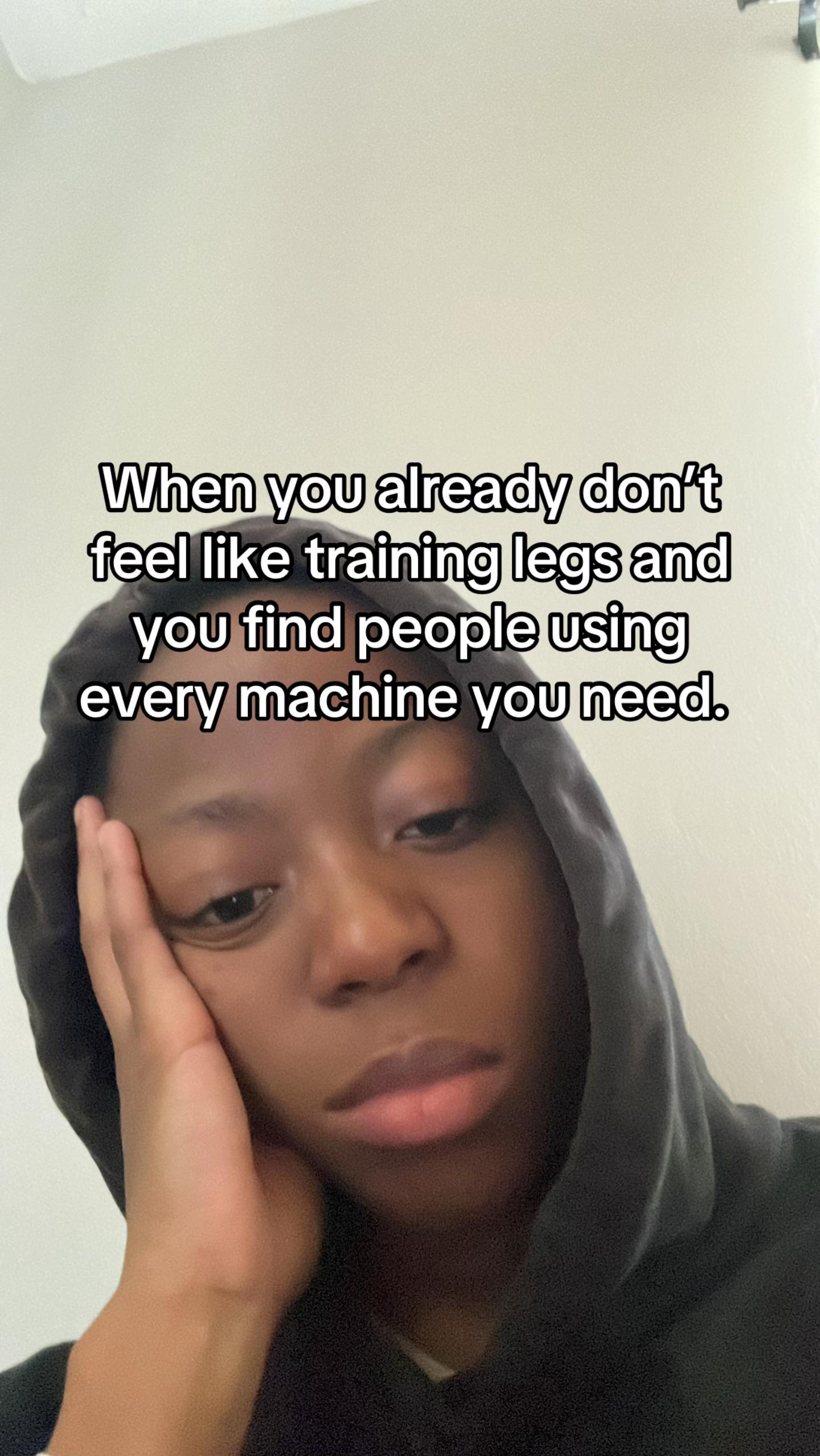 @tshenolololo