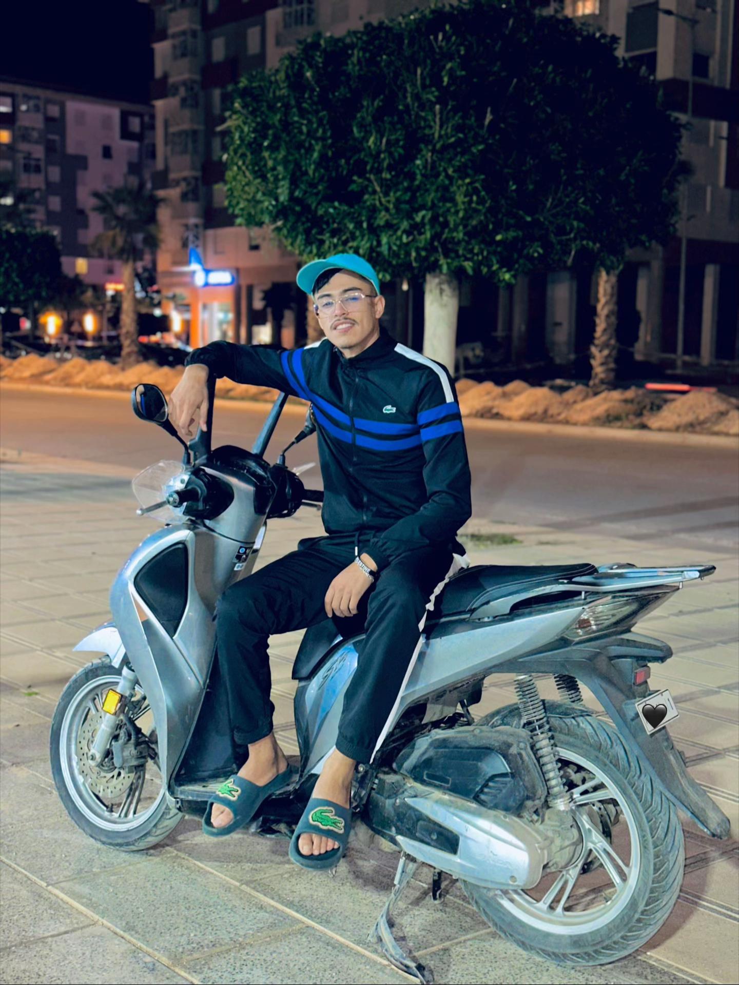 @Ayoub Chelki 48