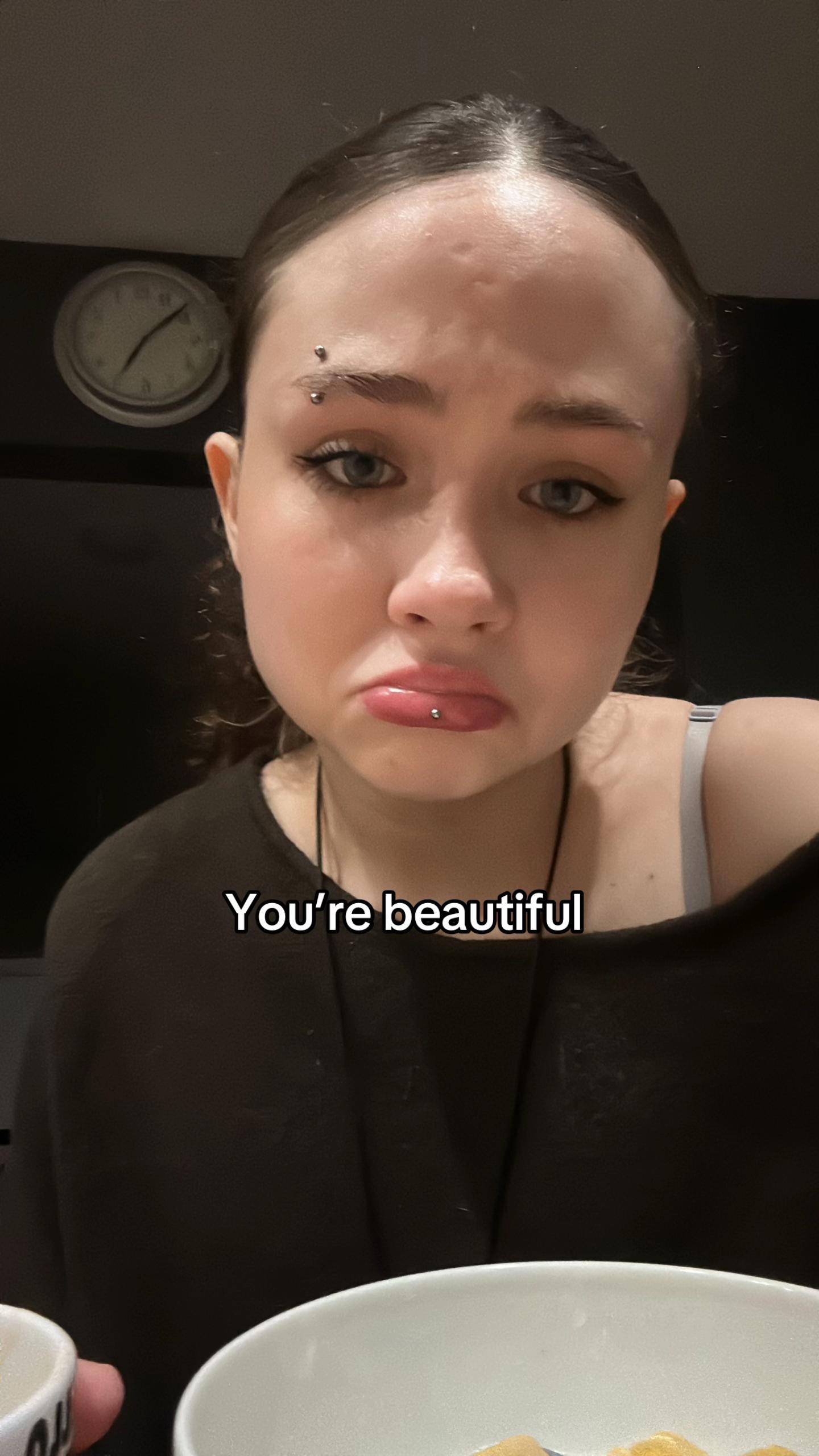 @vanessa_elly_