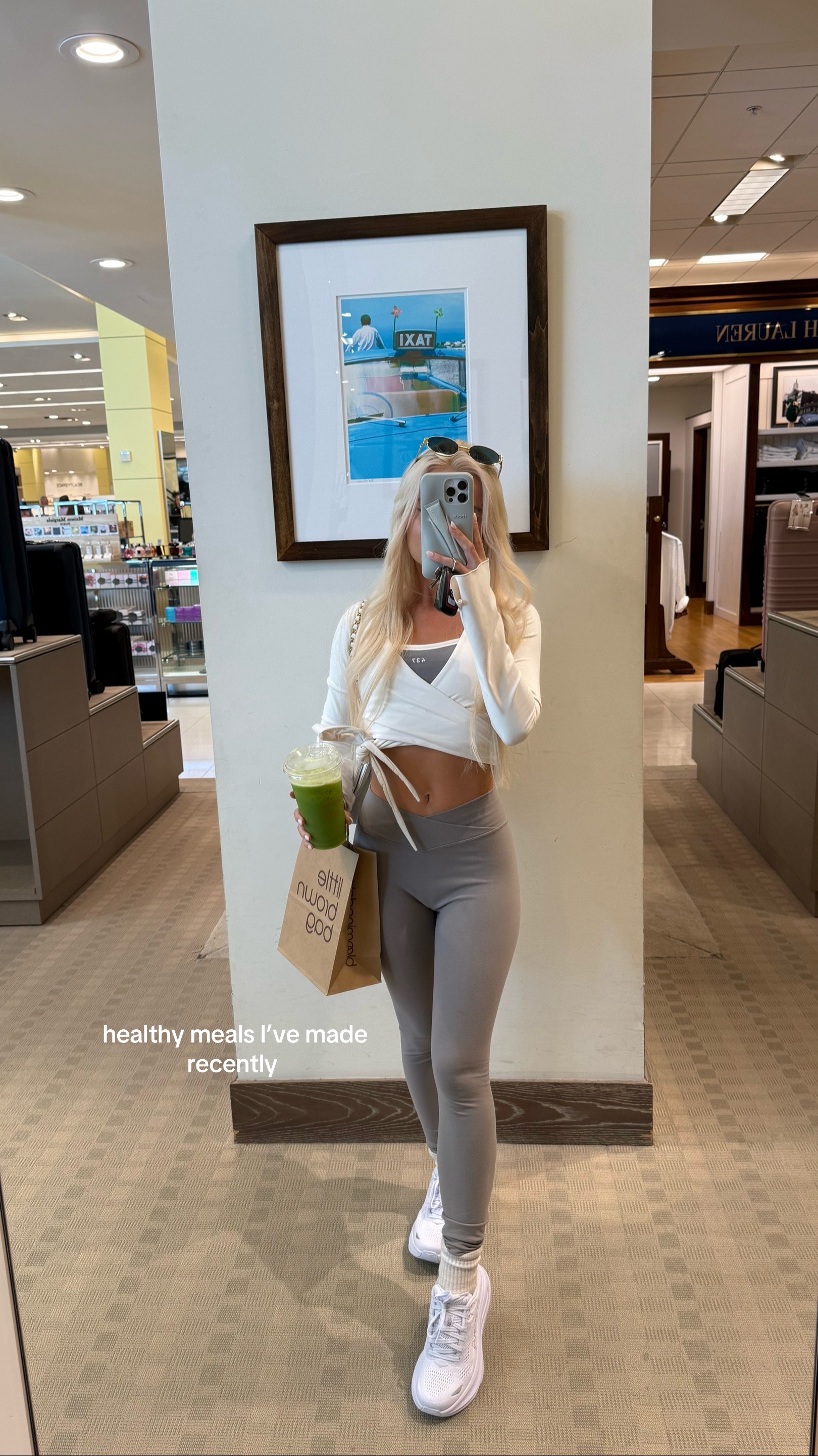 @taraalexandra_