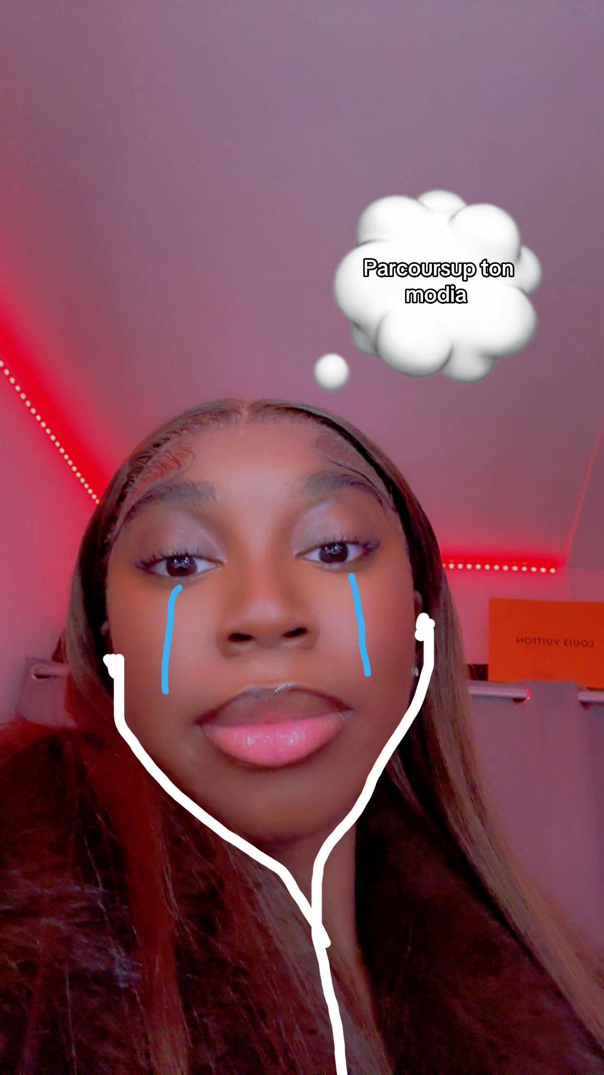 @JE SUIS HYPER DR&Ocirc;LE