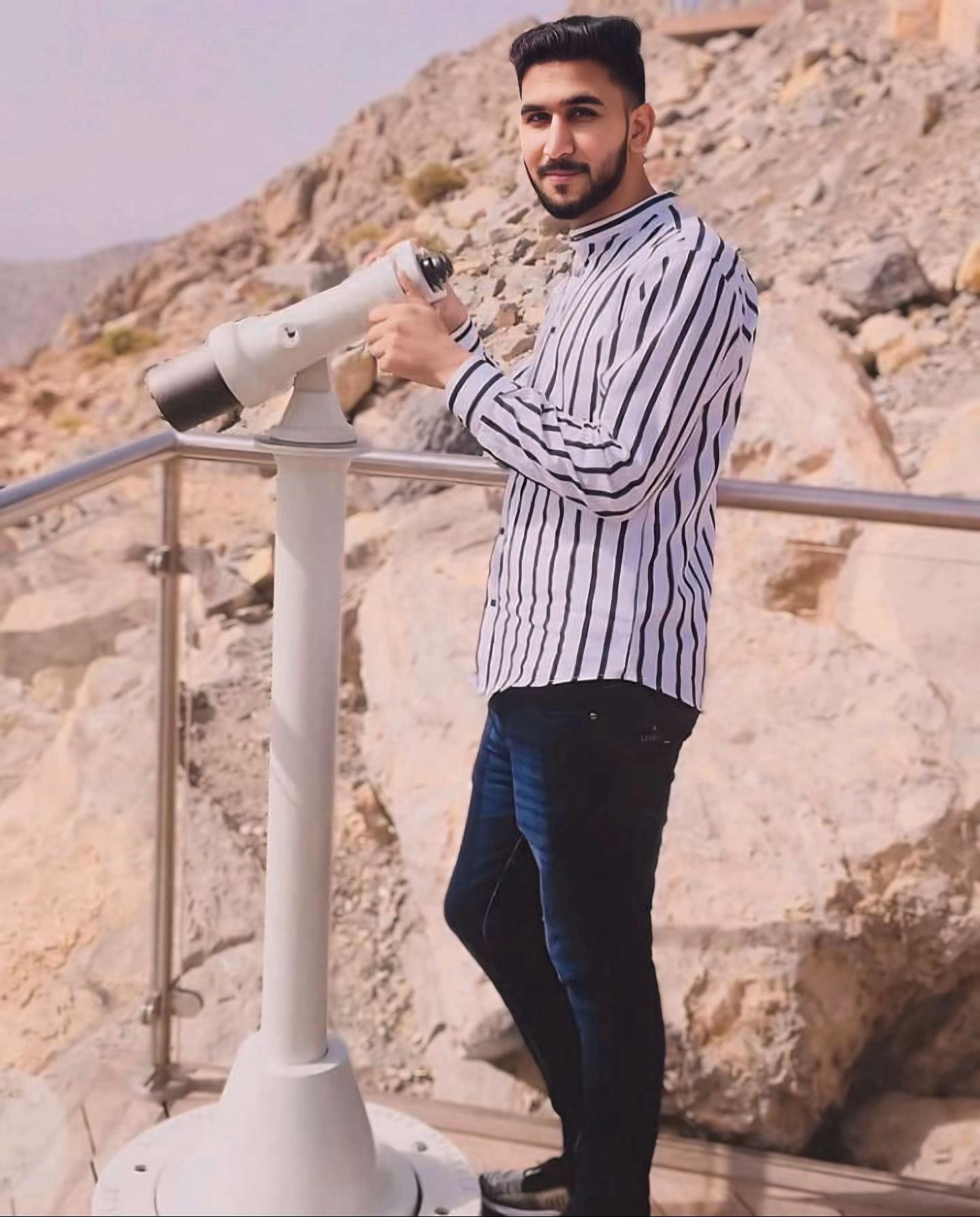@sama کشمیری 🎭