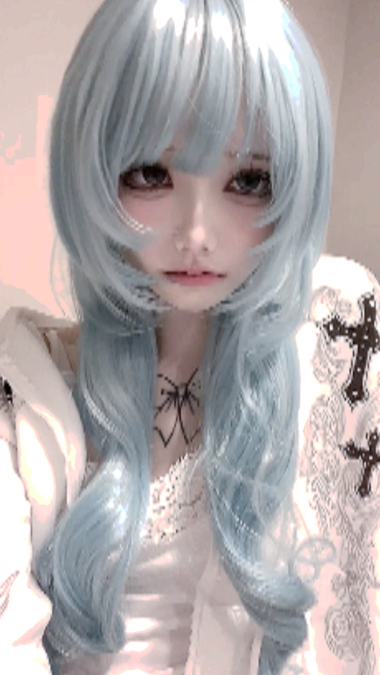 @りの