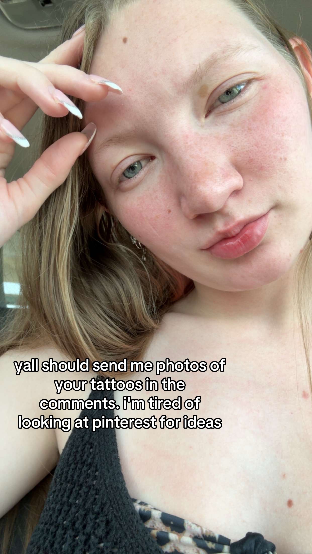 @chloeeconn