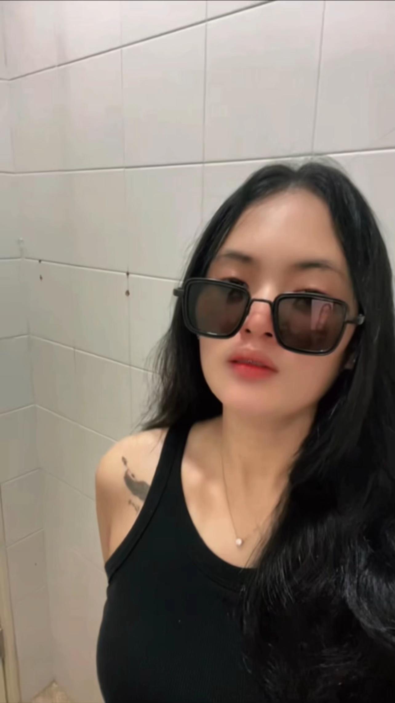 @Hi ! Aku Tika ๐