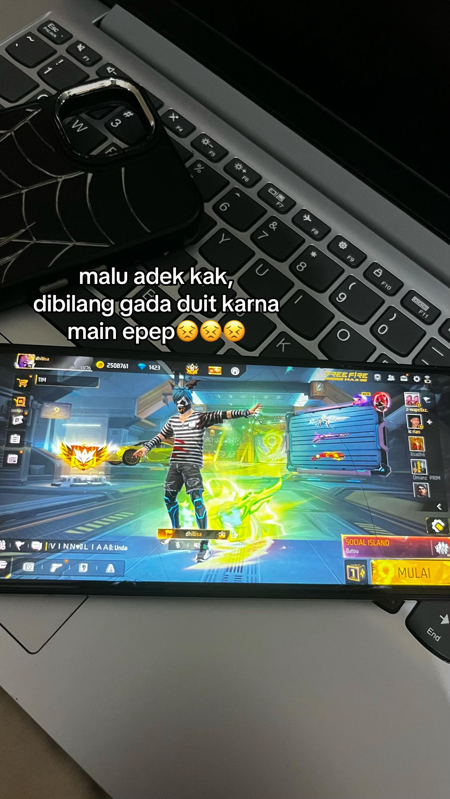 @padhil