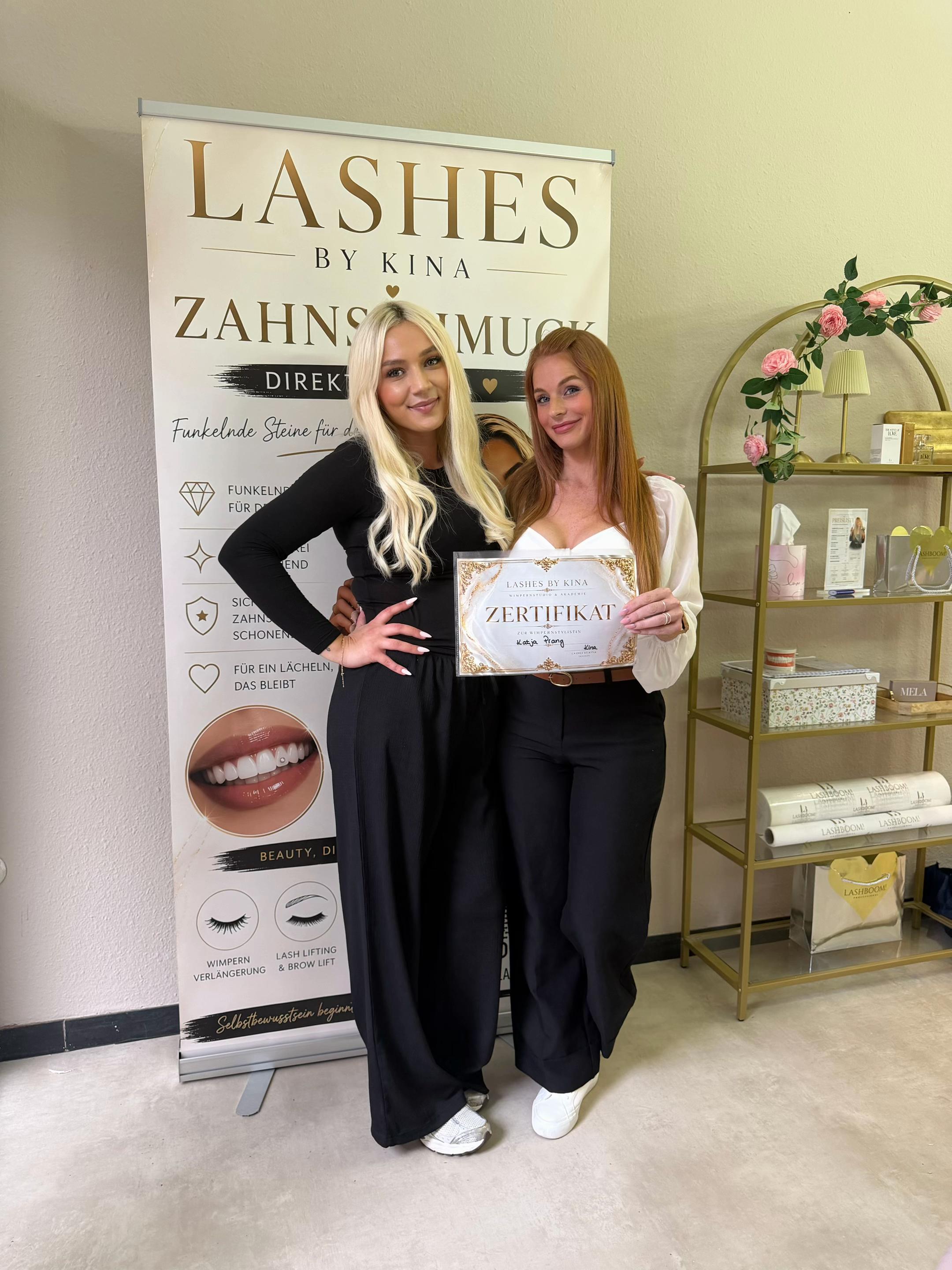 @lashesbykina