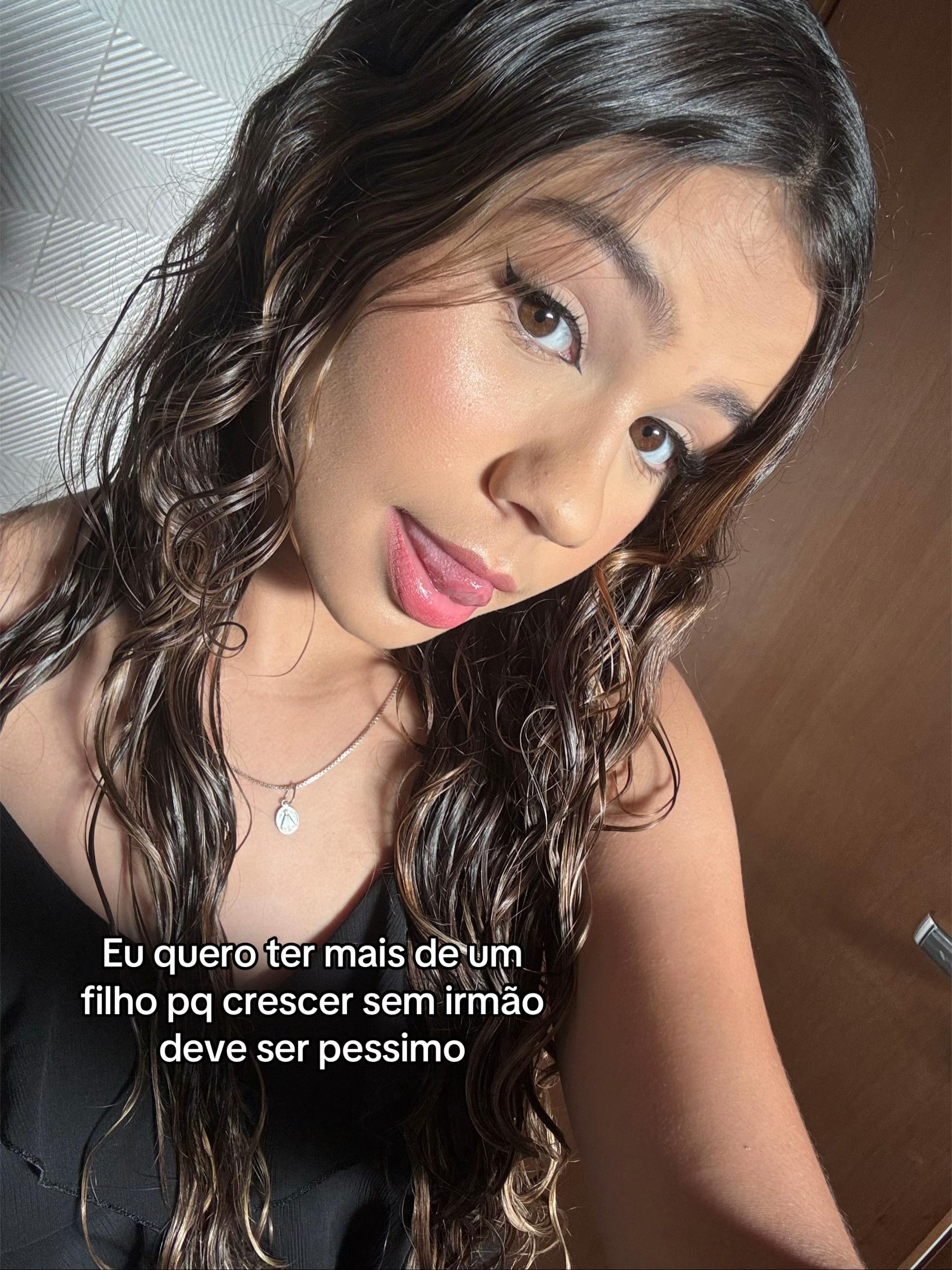 @valen💫