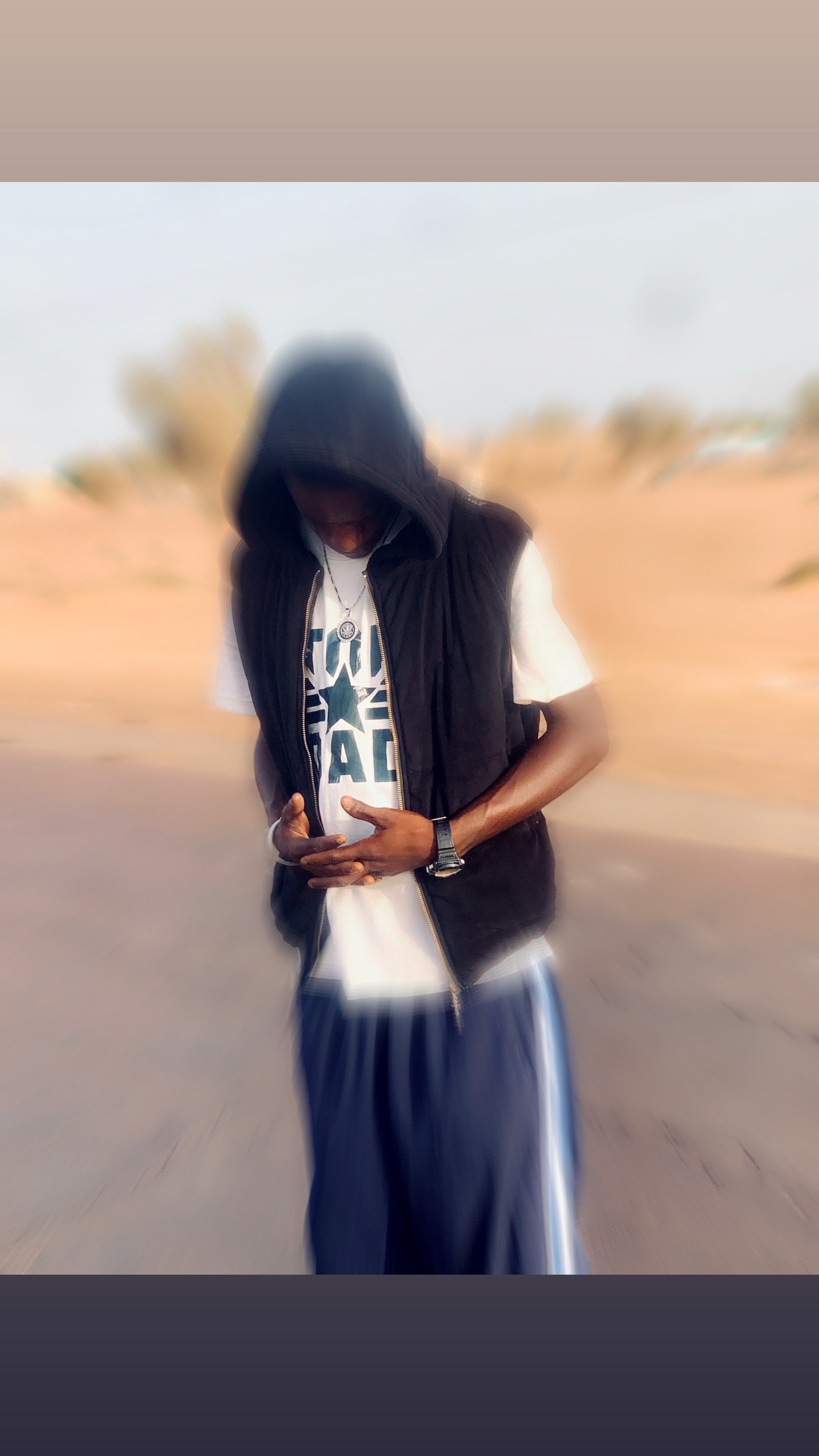 @ouz  ☠✌🇲🇷 🇬🇭