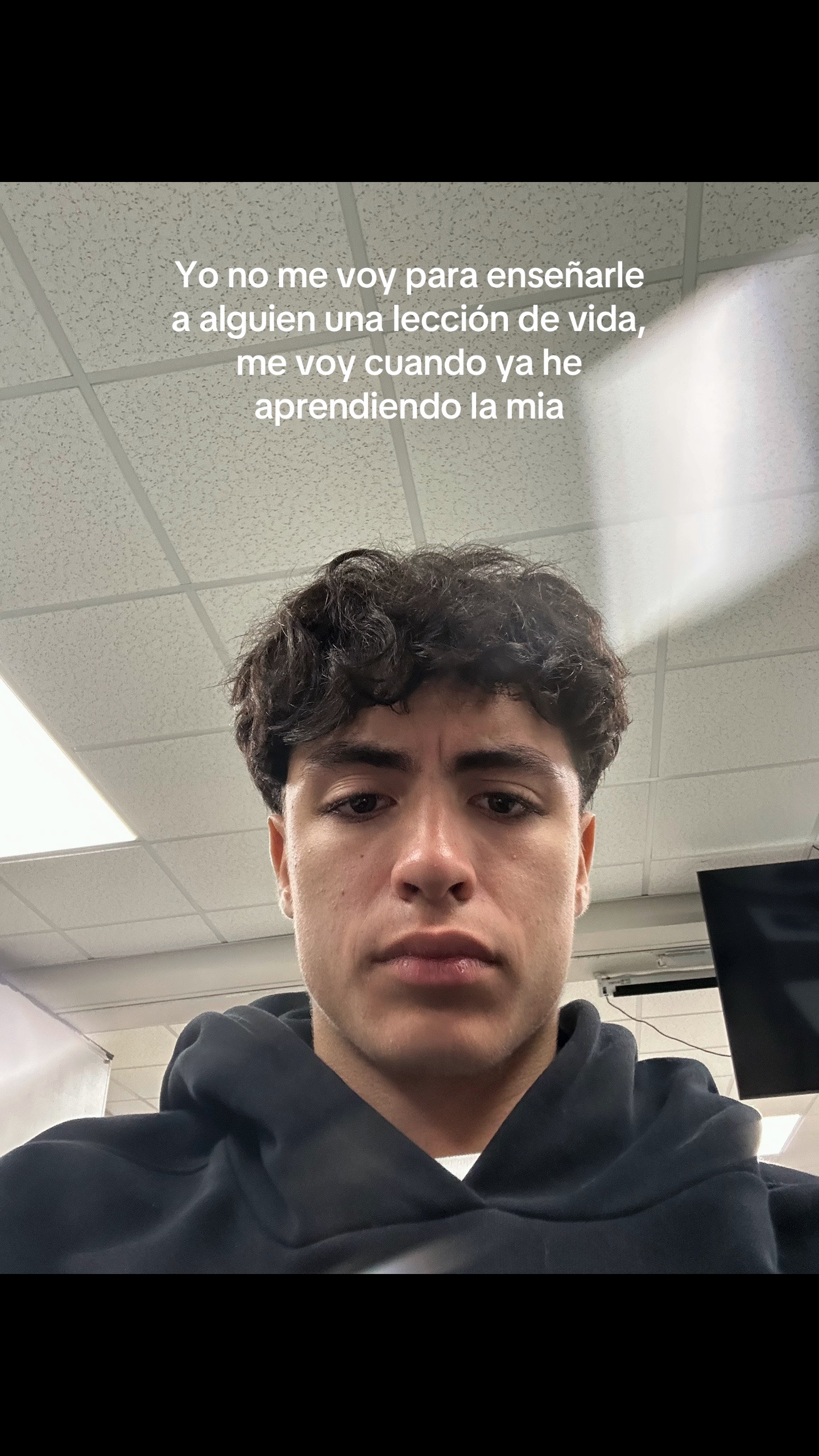 @VELEZZ