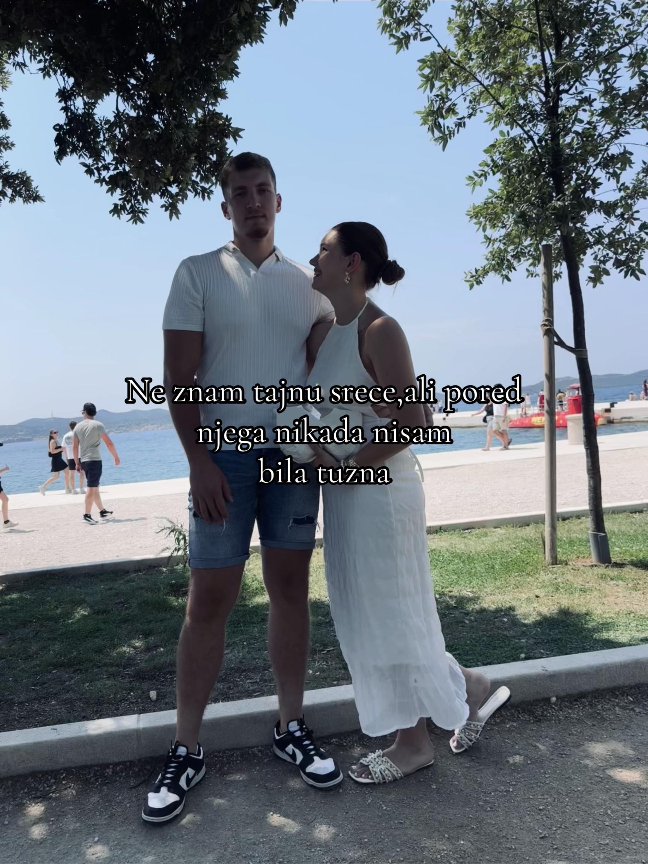 @Vanesa ๐