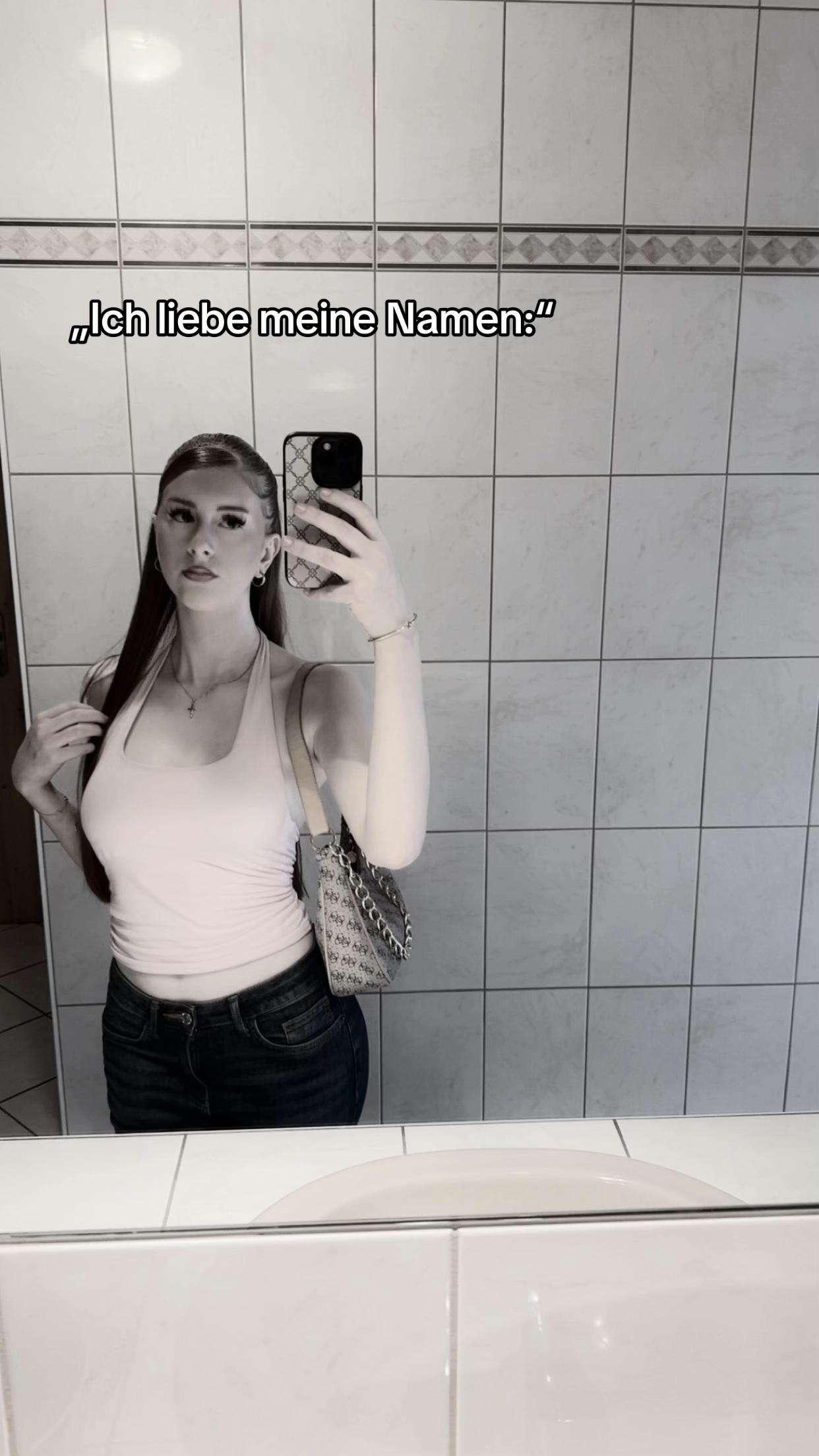@𝐄𝐯𝐚✞