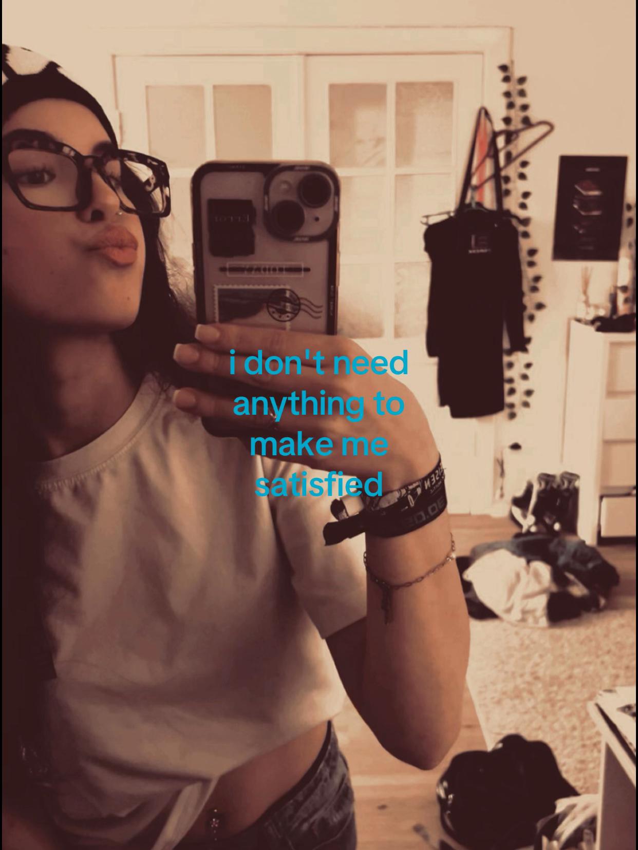 @𝒸𝒽𝒾𝒶𝓇𝒶ღ
