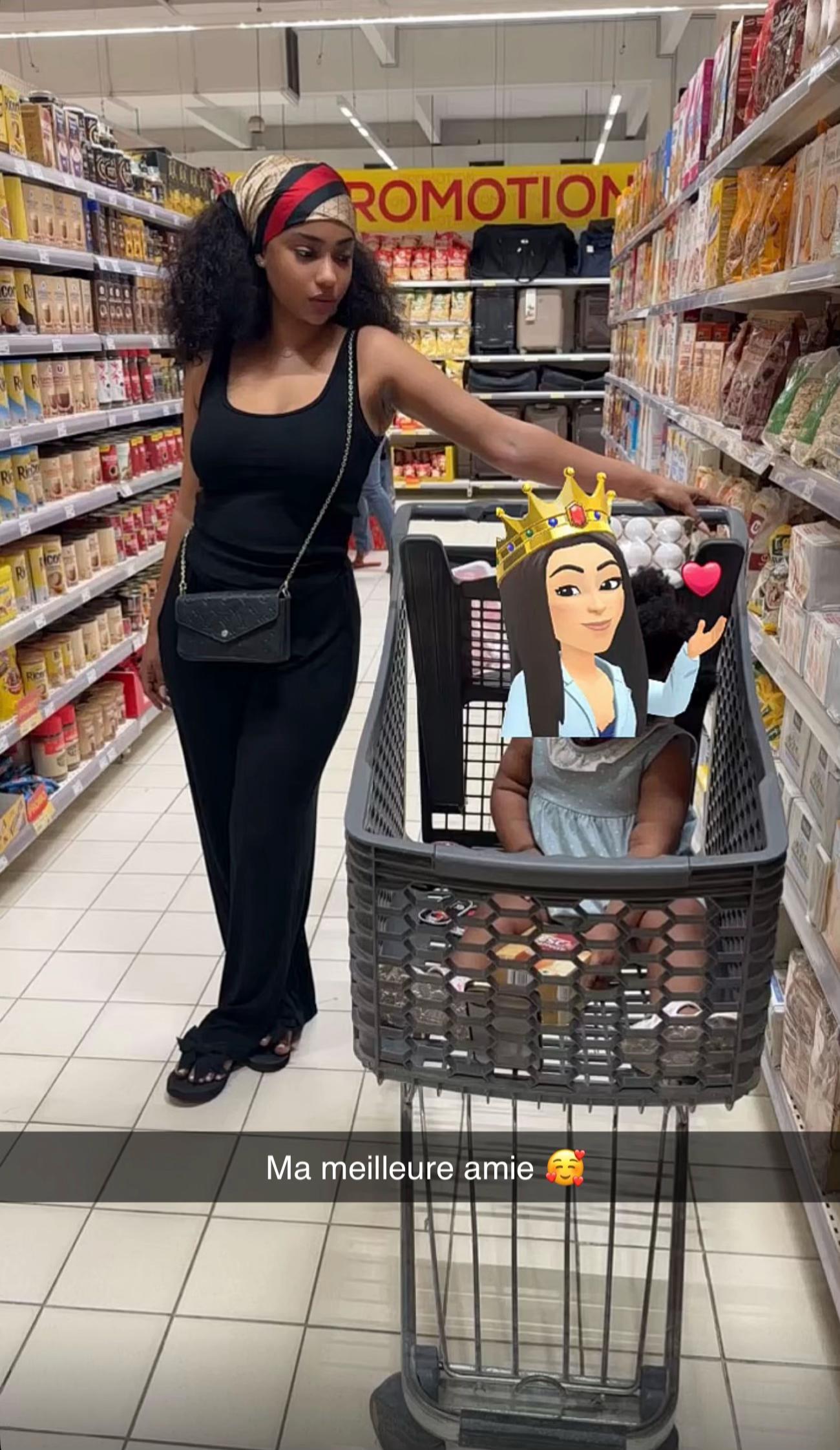 @DARK QUEEN