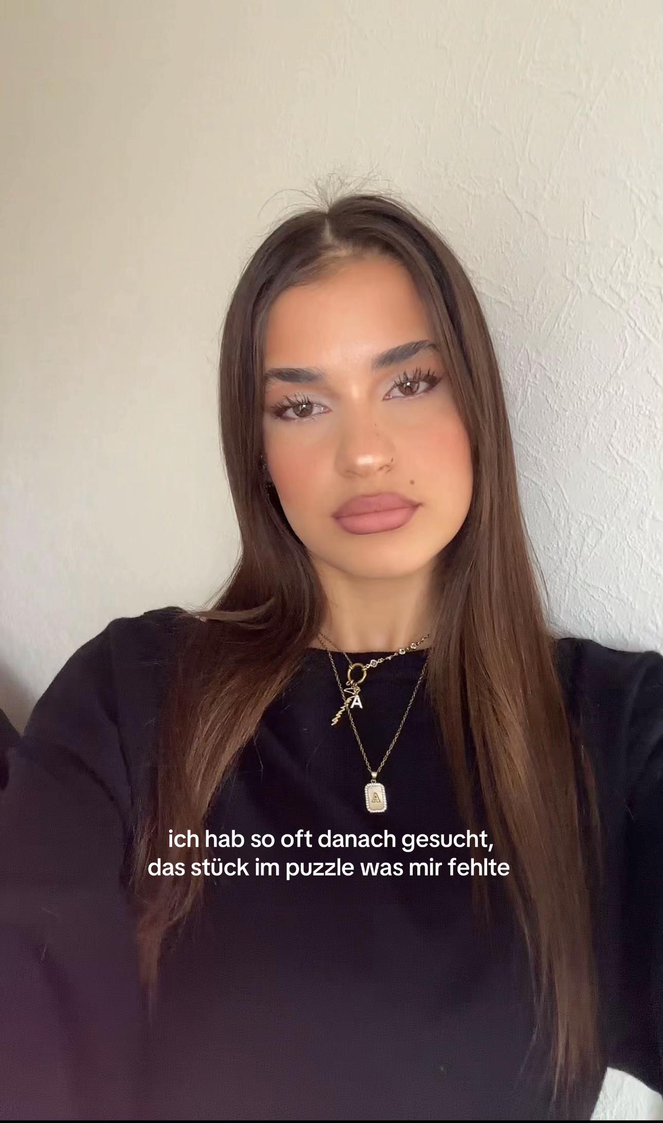 @𝒶𝓂𝒾𝓃𝒶