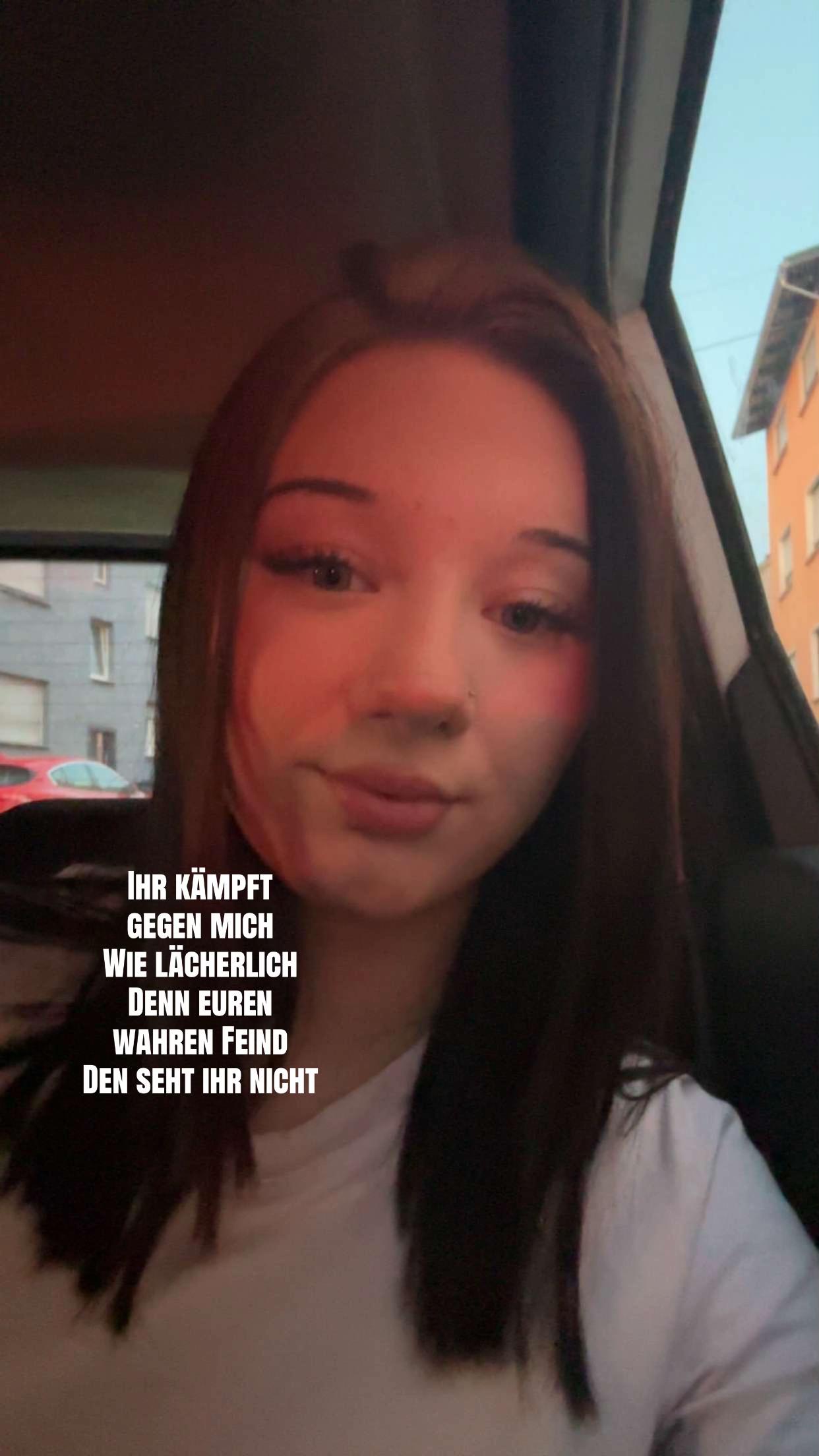 @leoniemarie