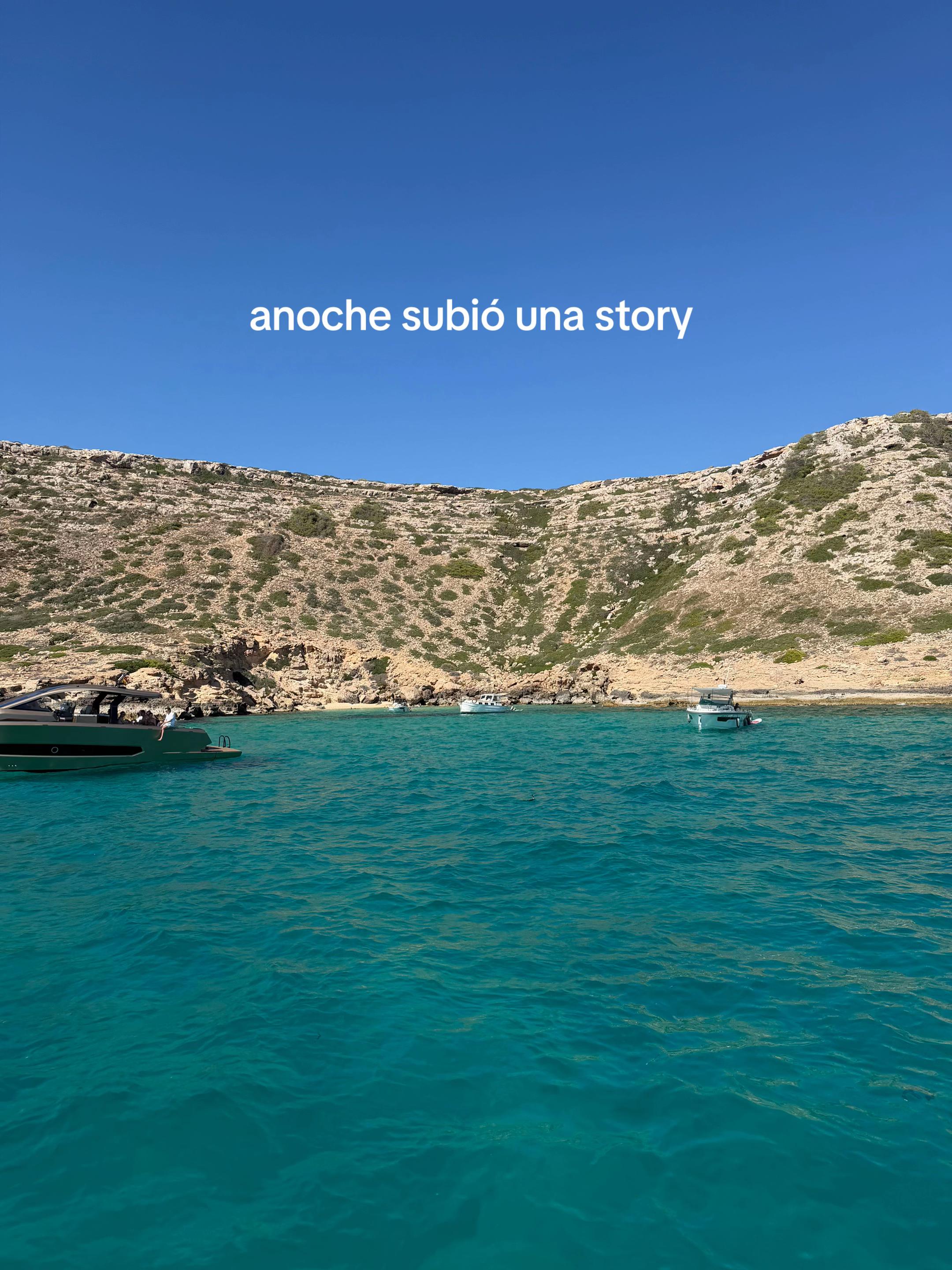 @Auri🩷✈️☀️🌊