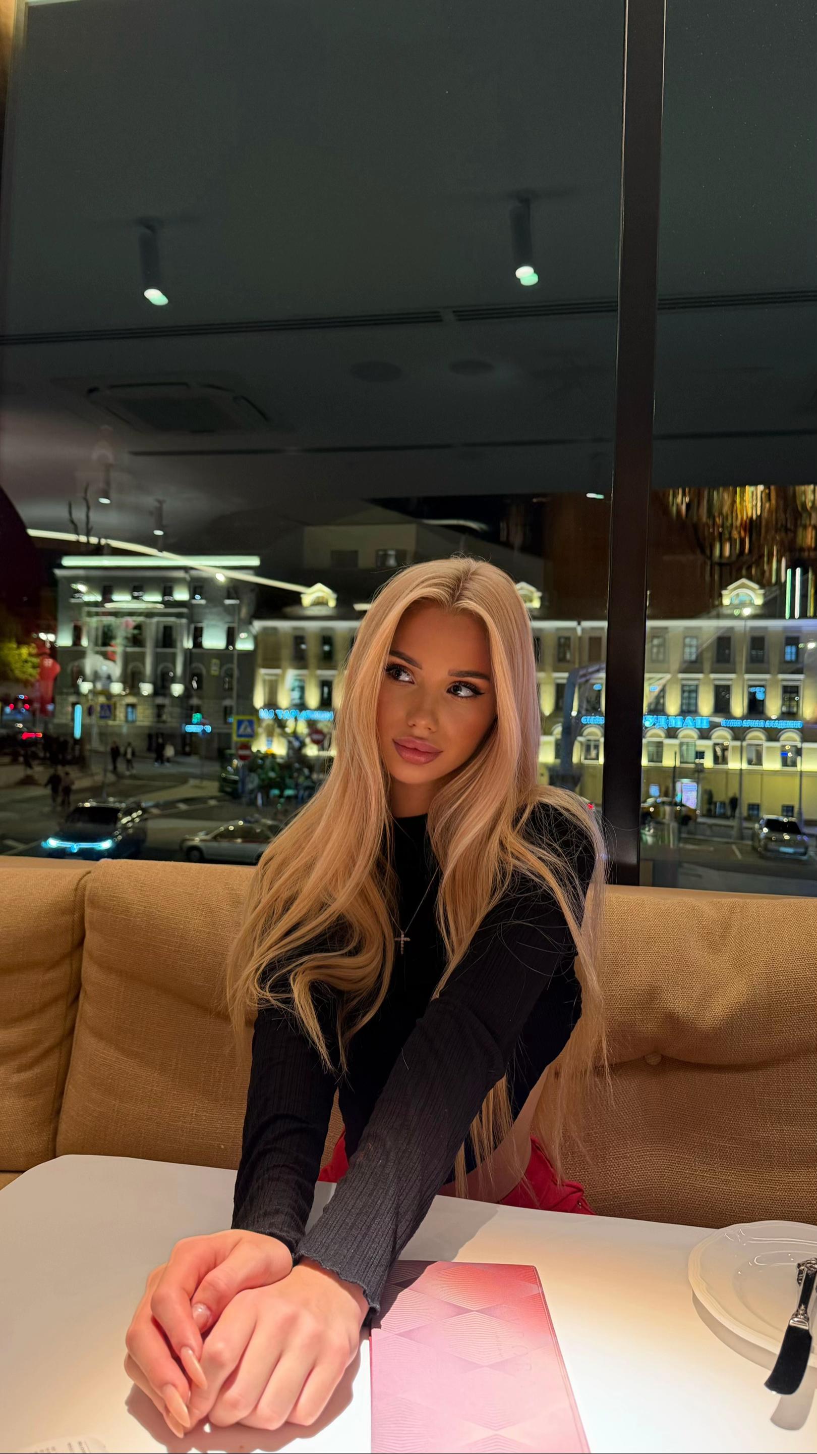 @vvsuurr