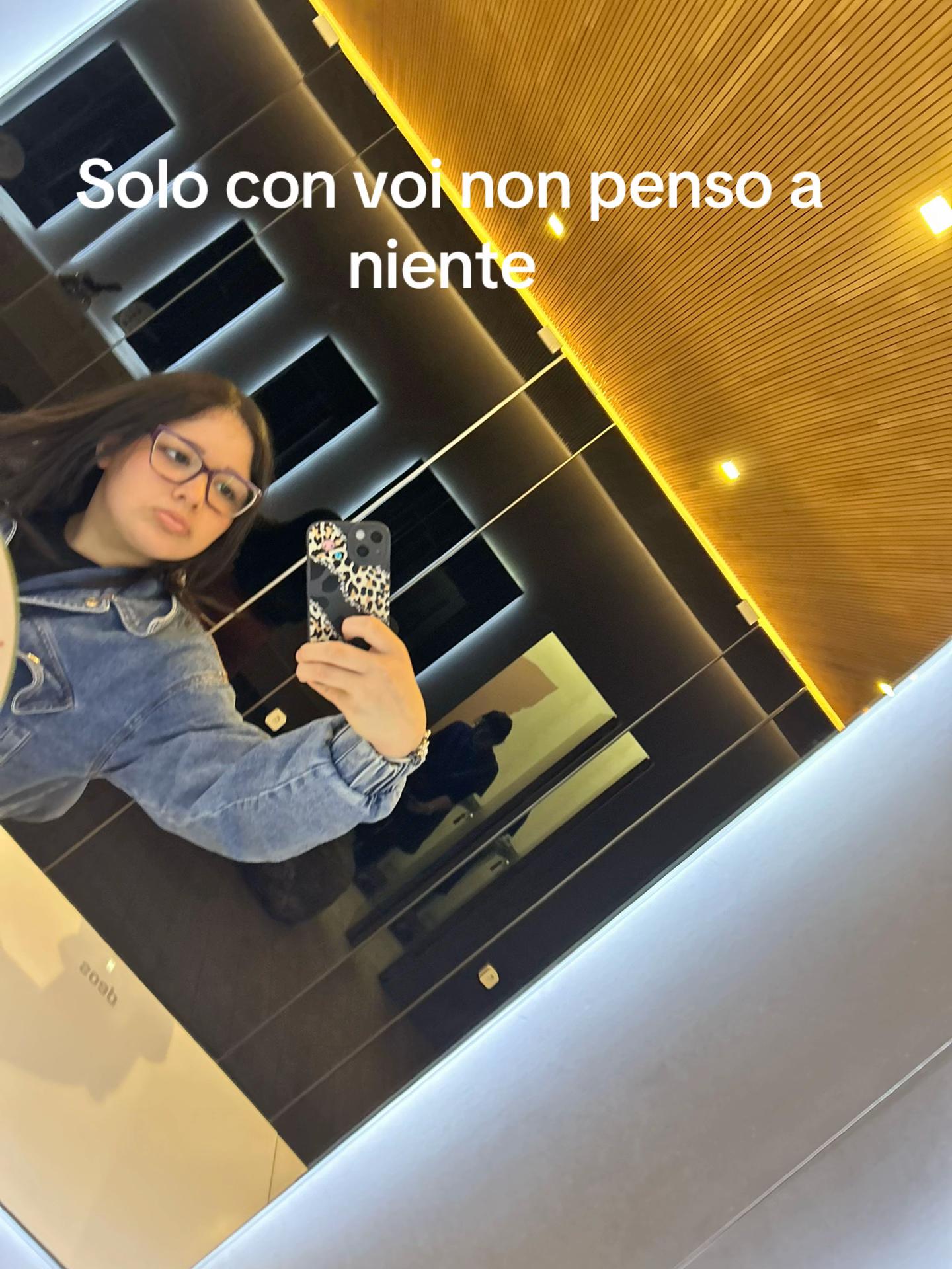 @☀️Mela☀️