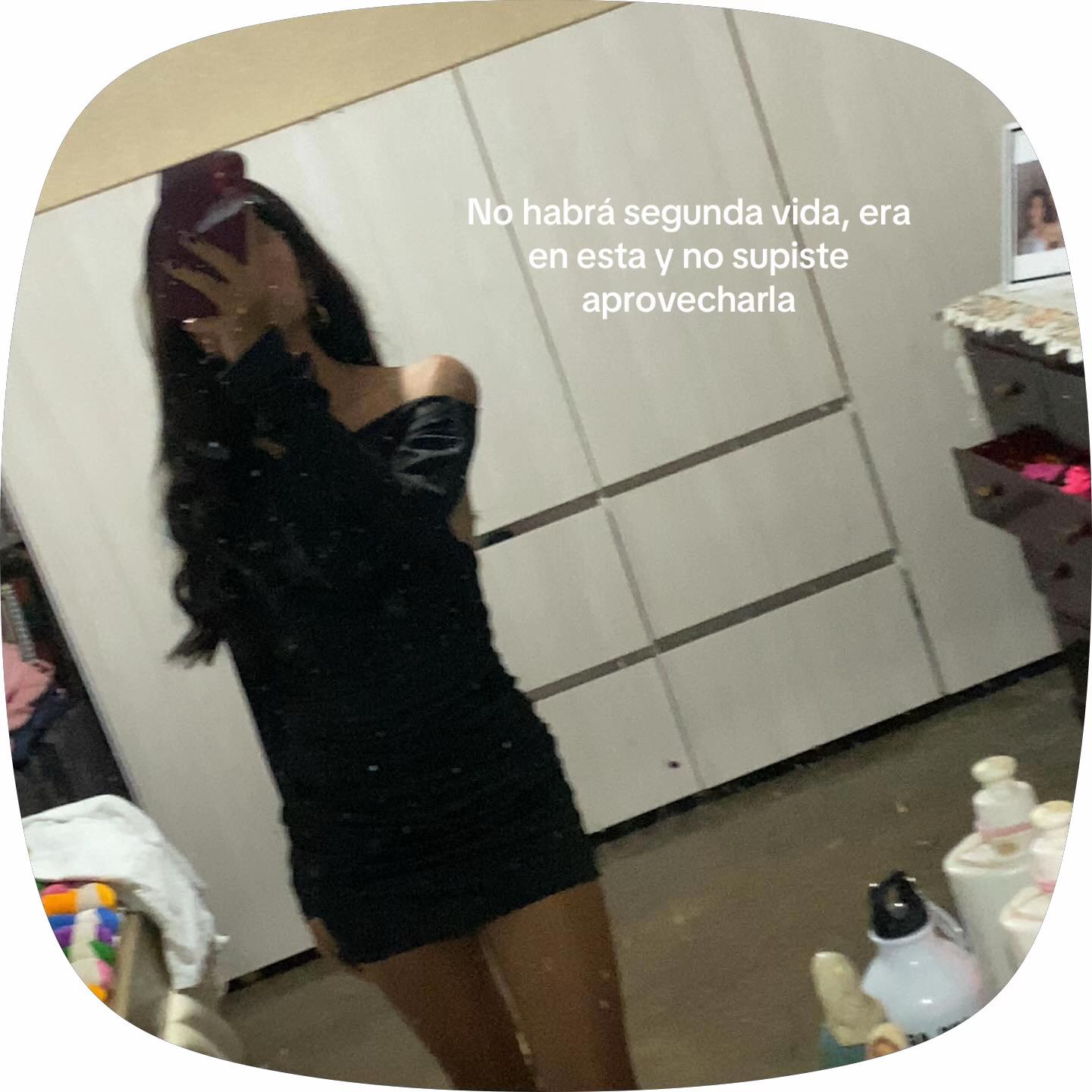 @🦦