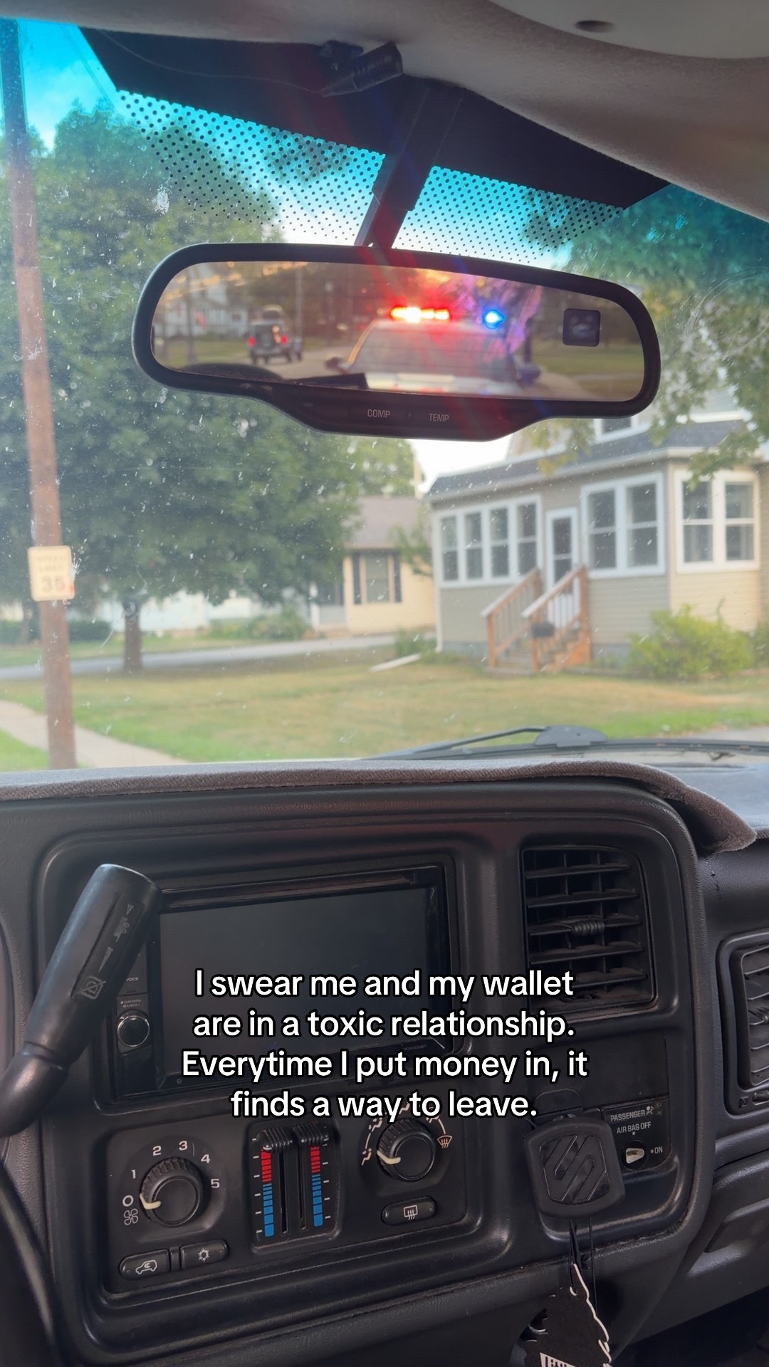 @𝕊𝕟𝕠𝕨 𝕎𝕙𝕚𝕥𝕖 𝕃𝕃𝕐