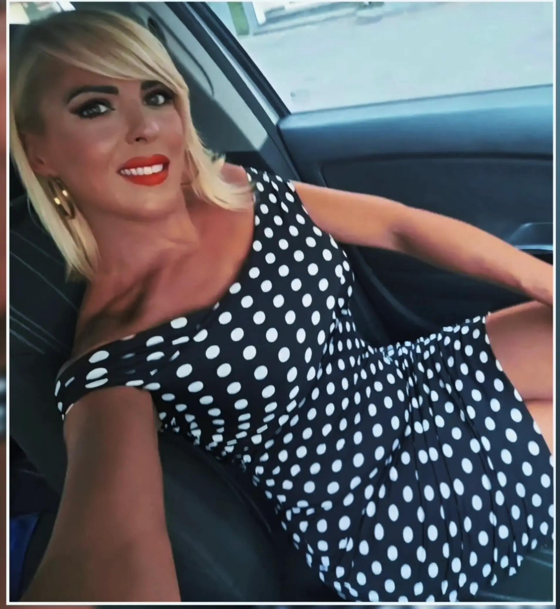 @Anna TheBlonde Sicali
