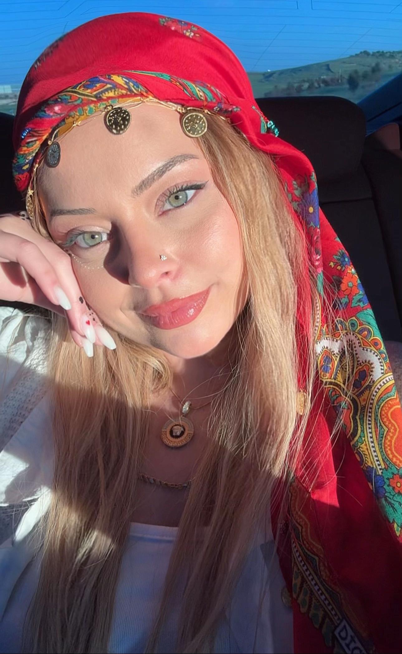 @Nergizylmz