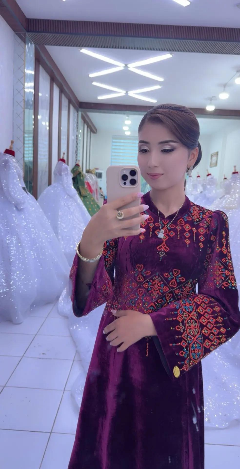 @Aỳg&uuml;l Meretgeldiyewa