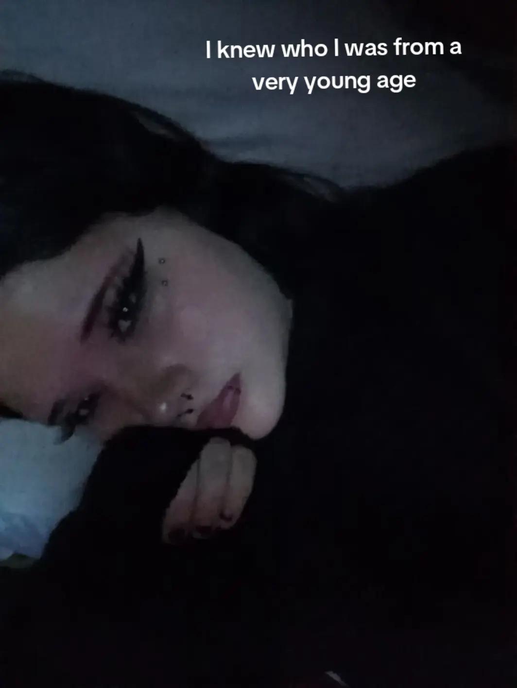 @Ellie⚢¹⁶¹