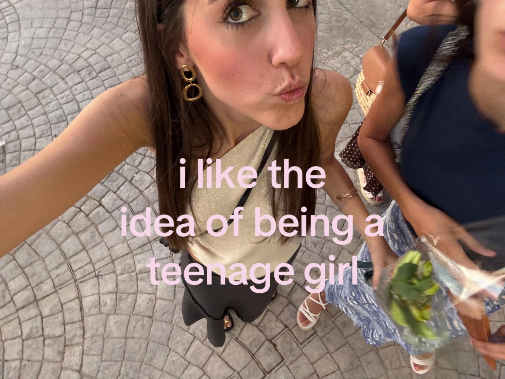 @lucía.