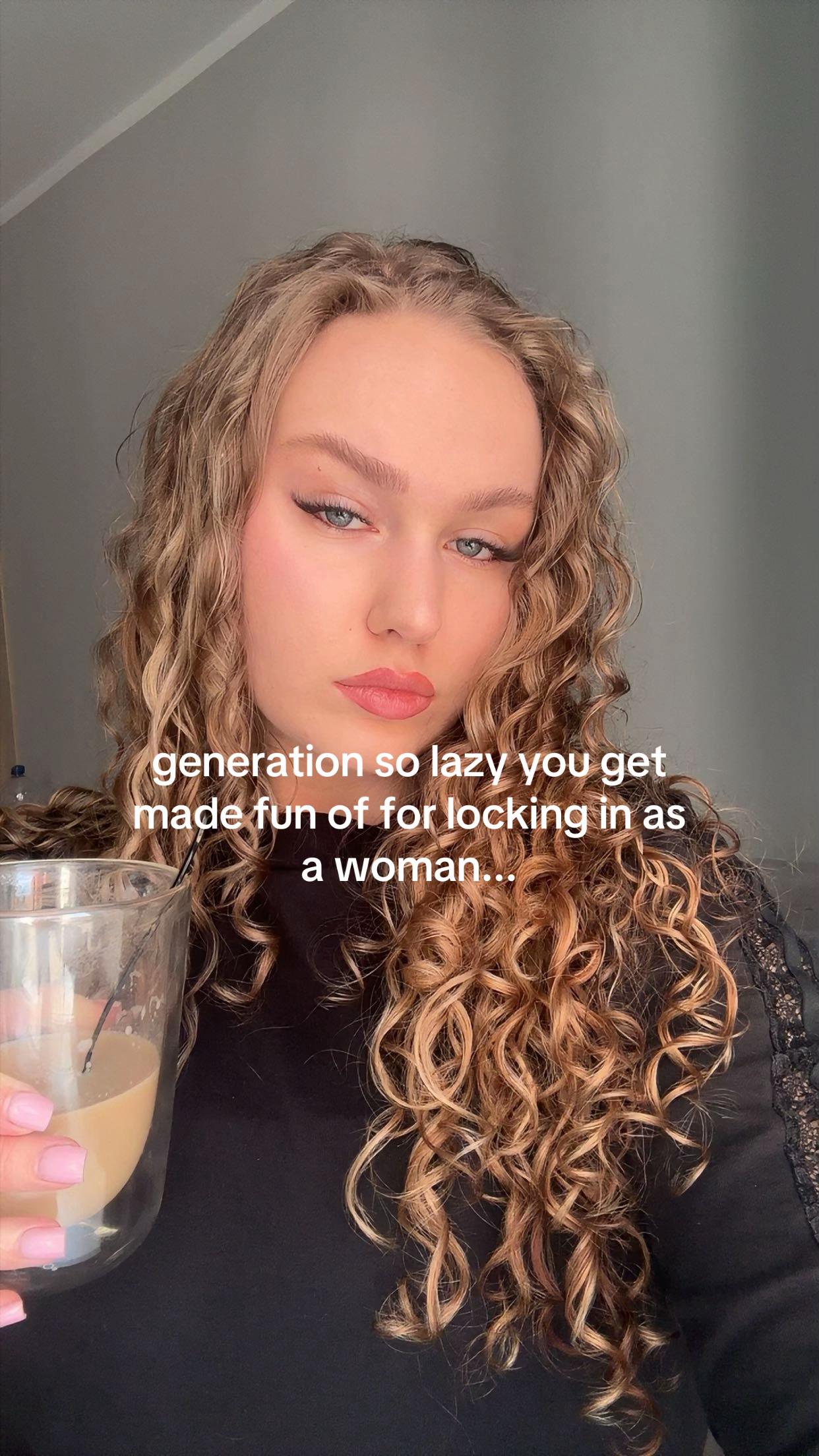 @simona.sr