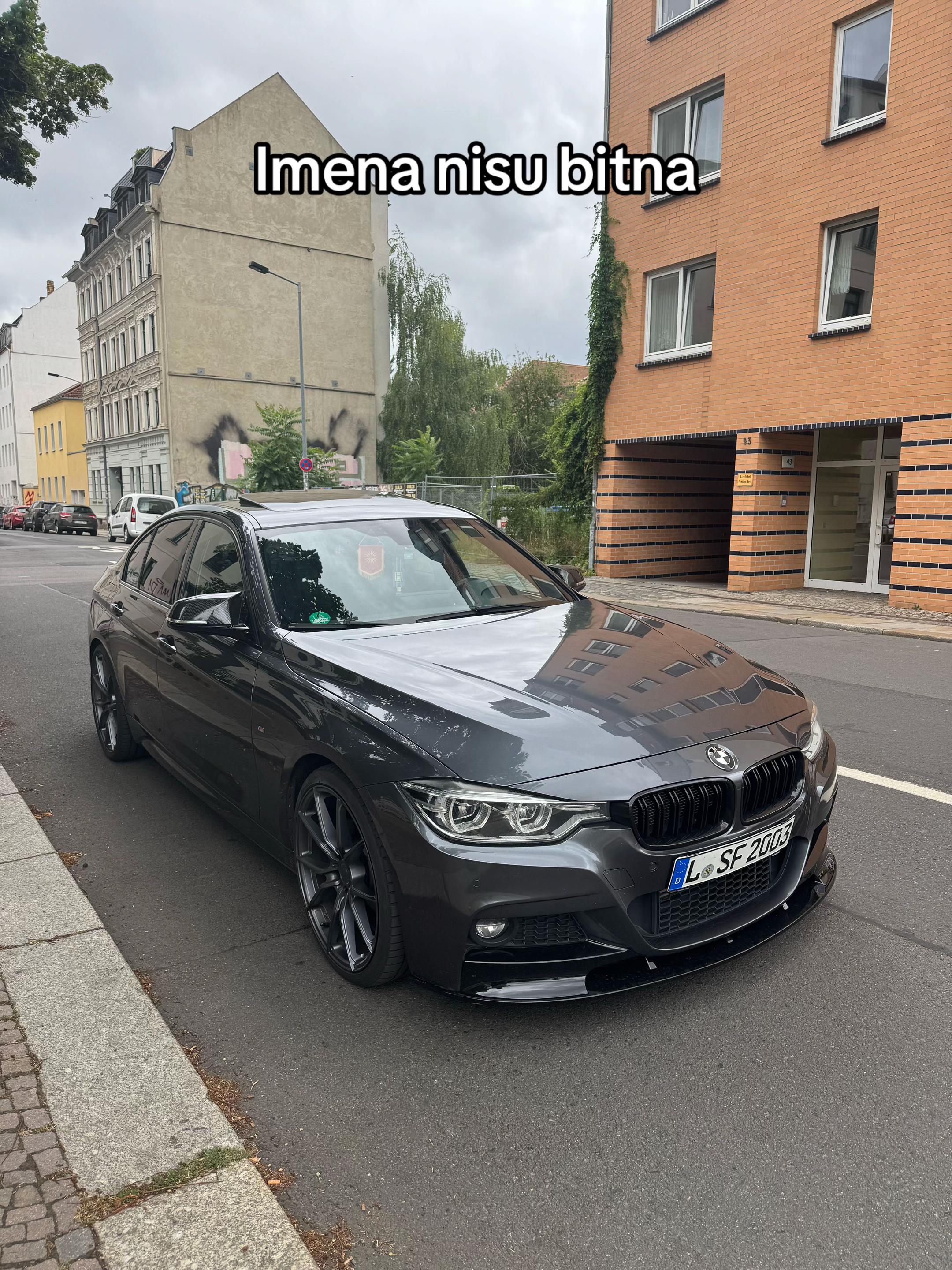 @fickata.f30