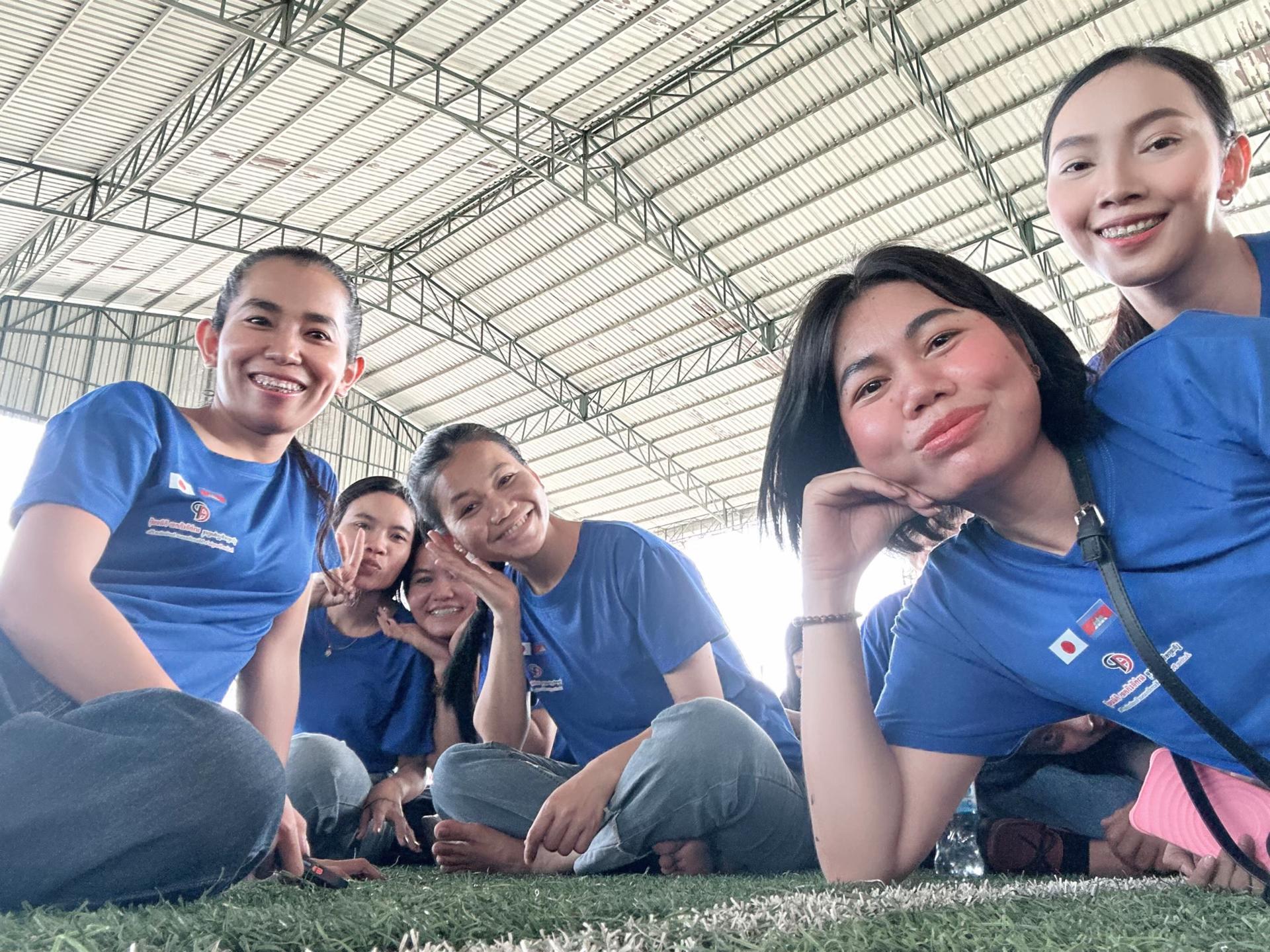 @M U O Y