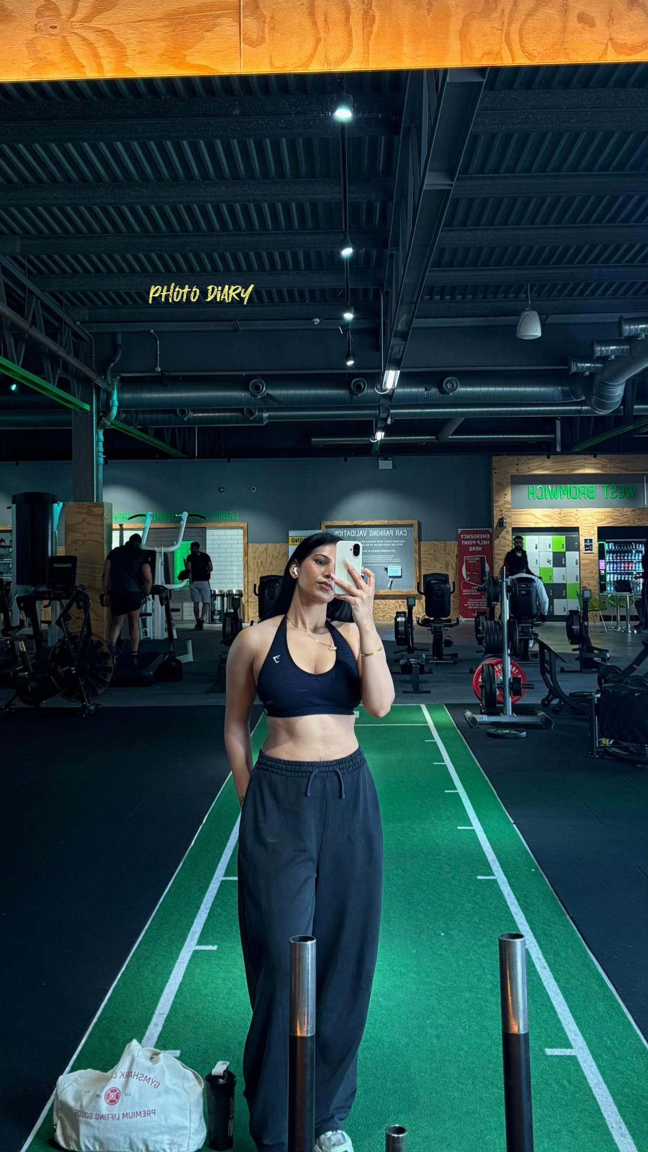 @navikaur.lifts