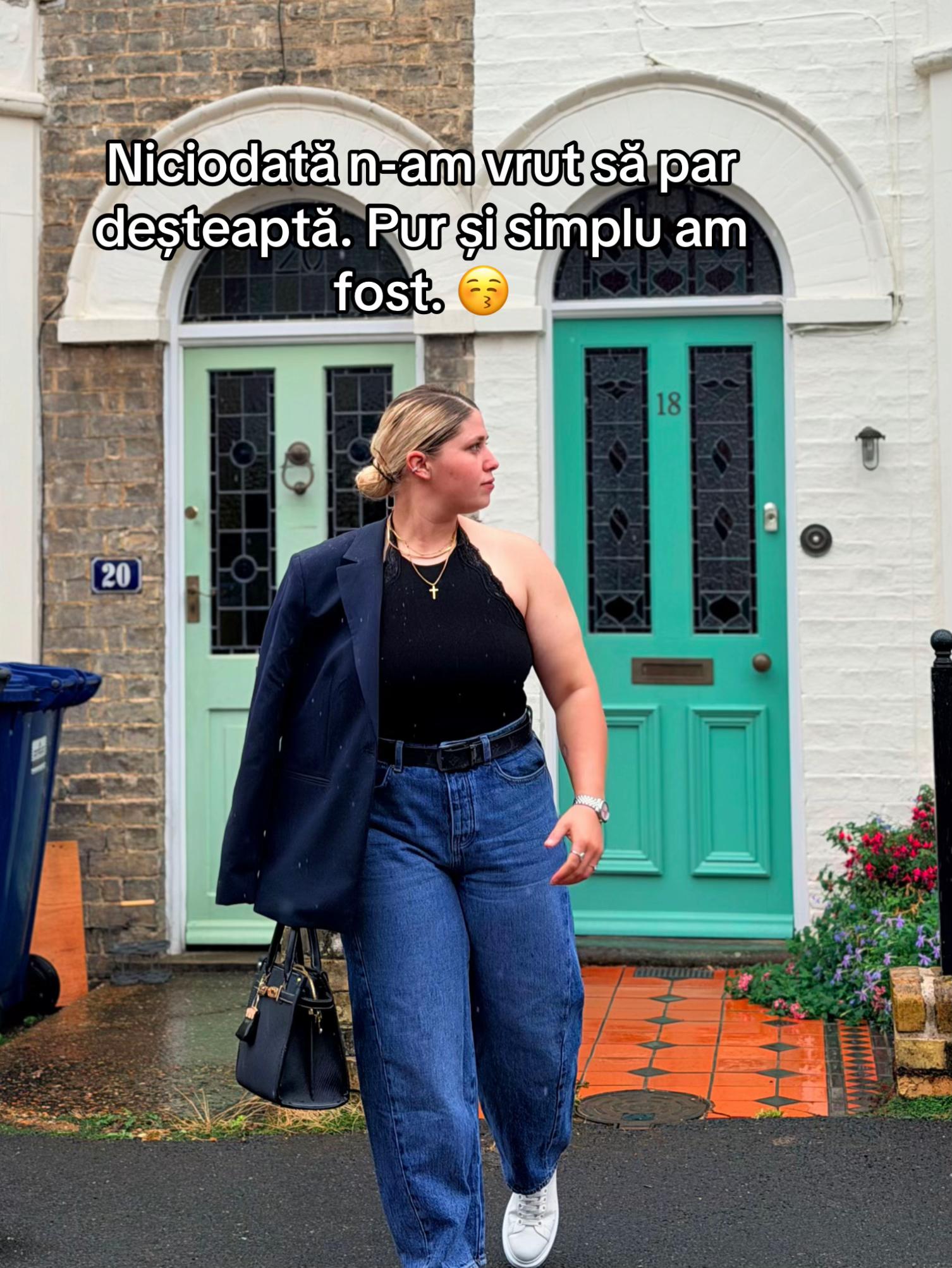 @𝓥𝓪𝓵𝓮𝓷𝓽𝓲𝓷𝓪✝️
