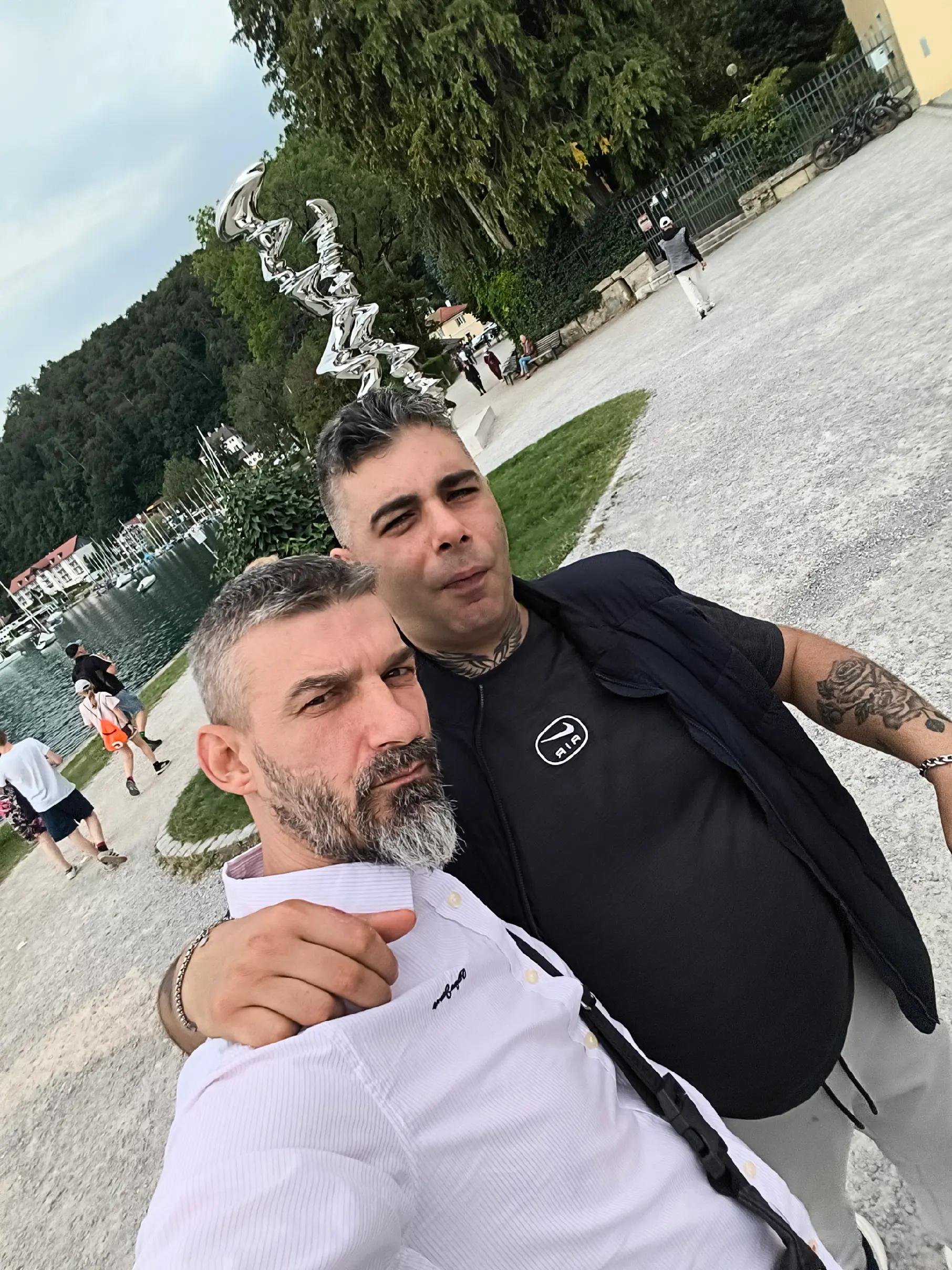 @ionut ungureanu🇷🇴🇩🇪