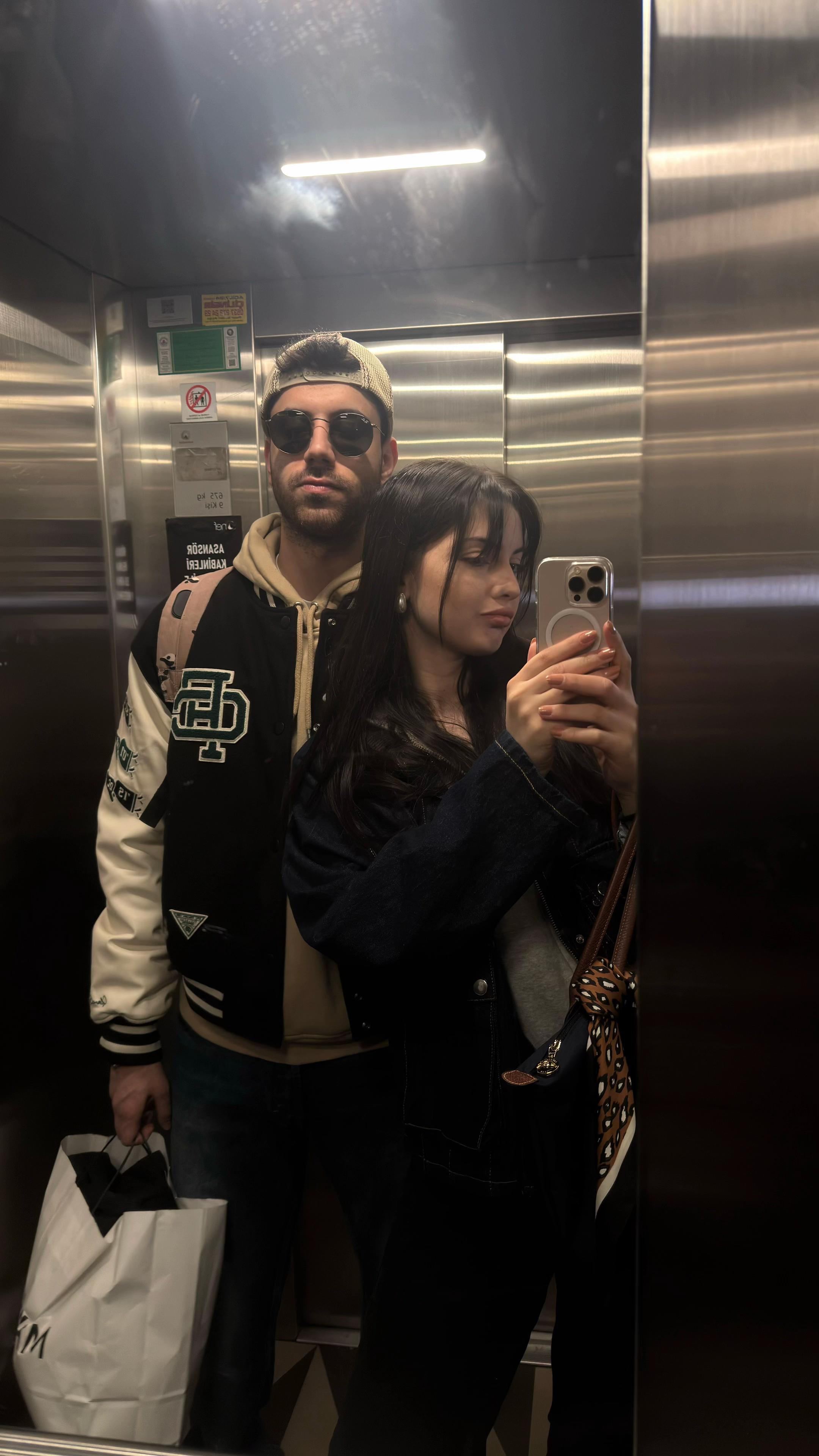 @sourapplew