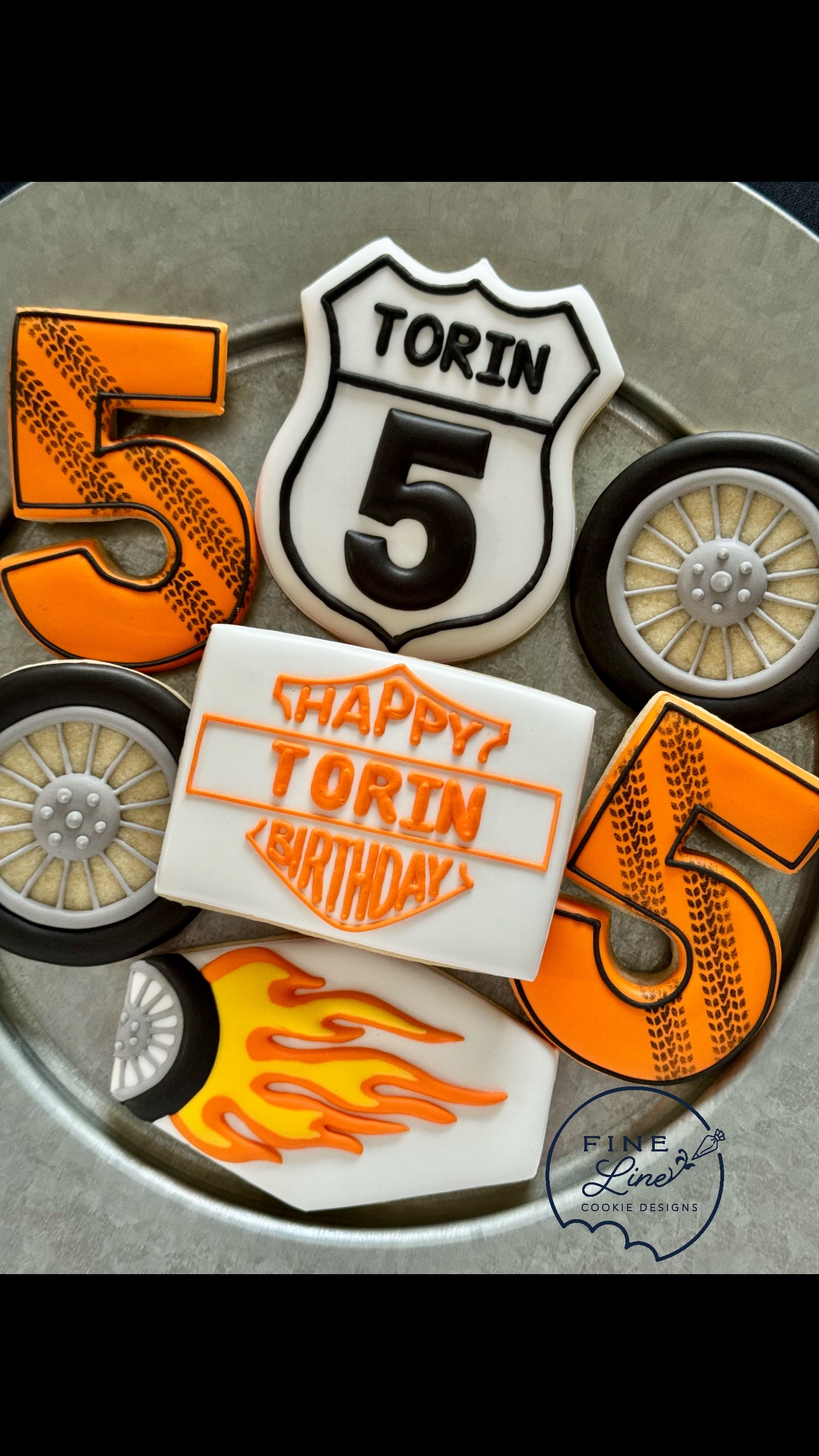 @Fine Line Cookie Designs