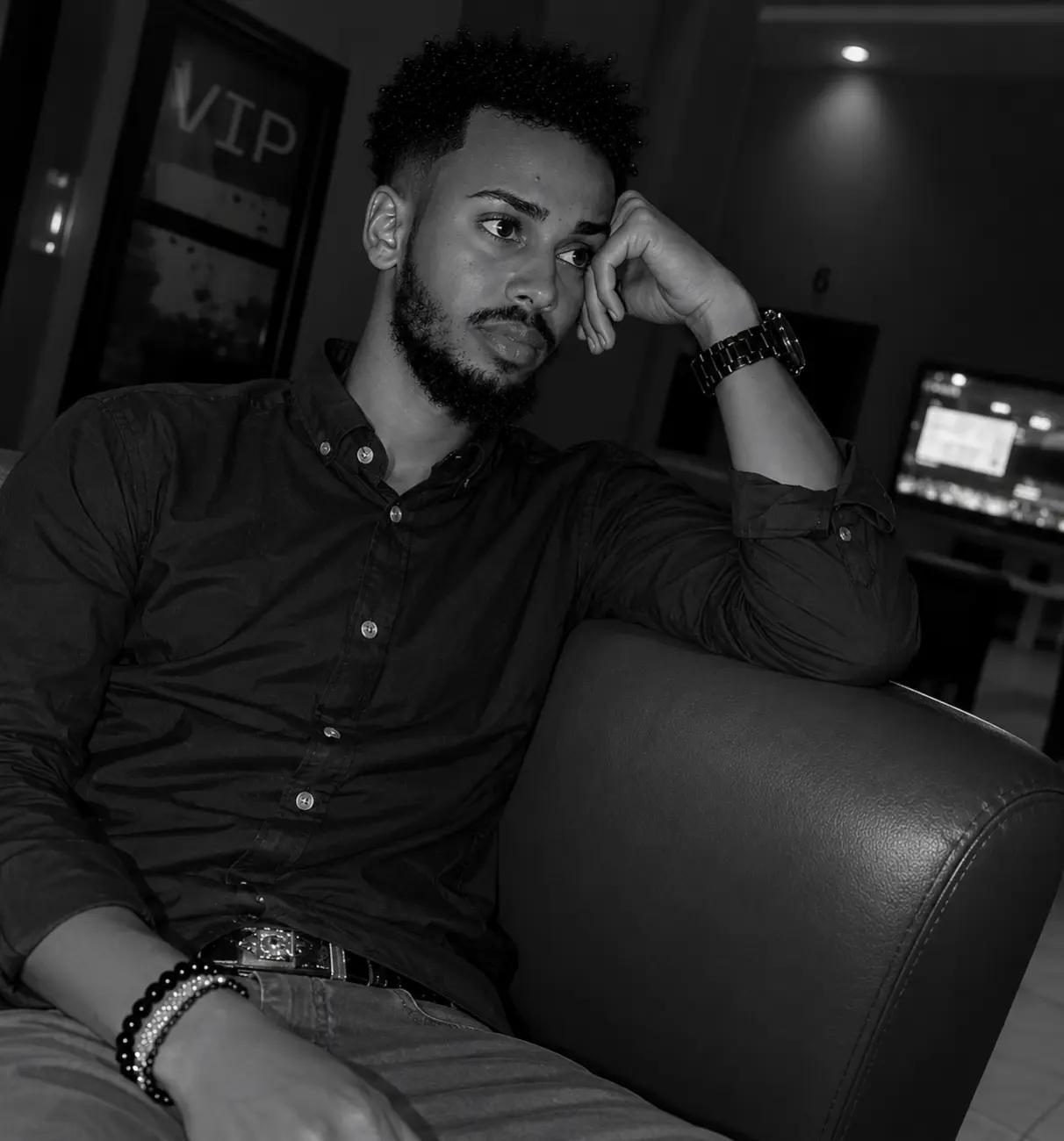 @𝐀𝐁𝐃𝐈𝐑𝐈𝐙A𝐐🦁