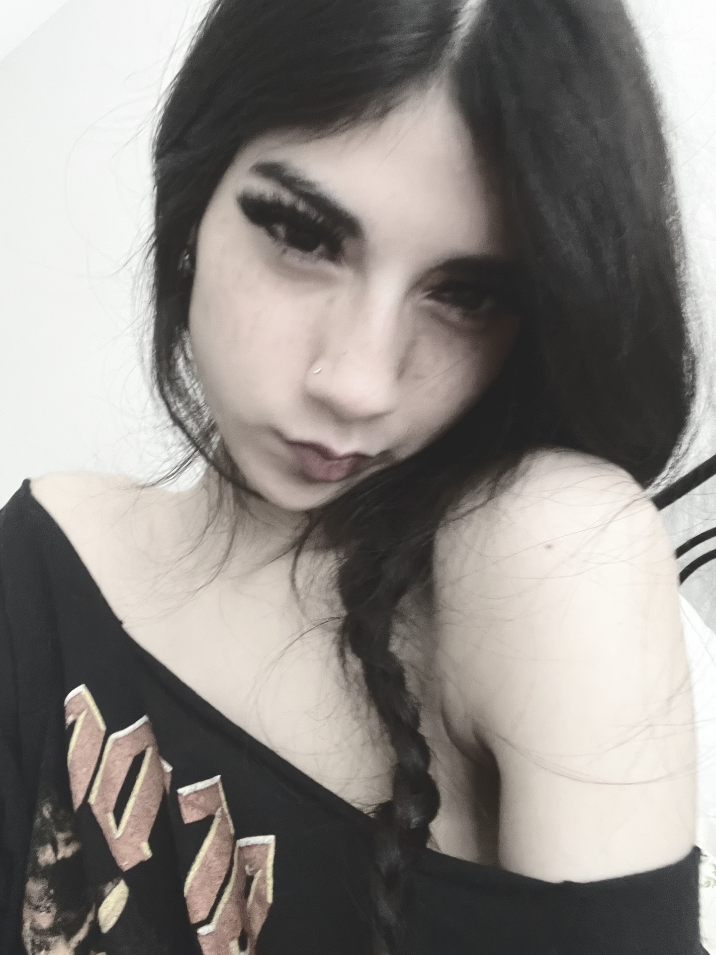 @*•*