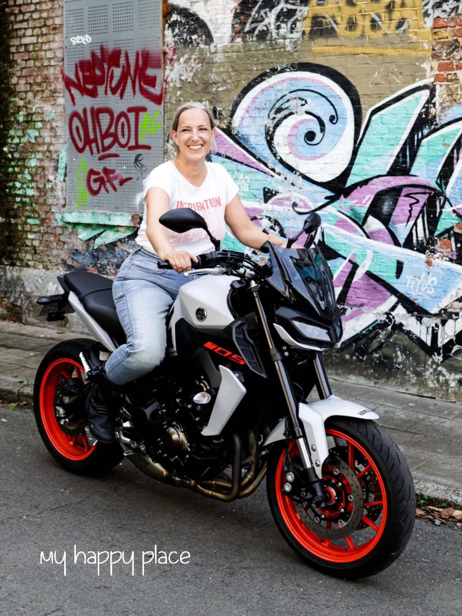 @Debbie - Yamaha MT09