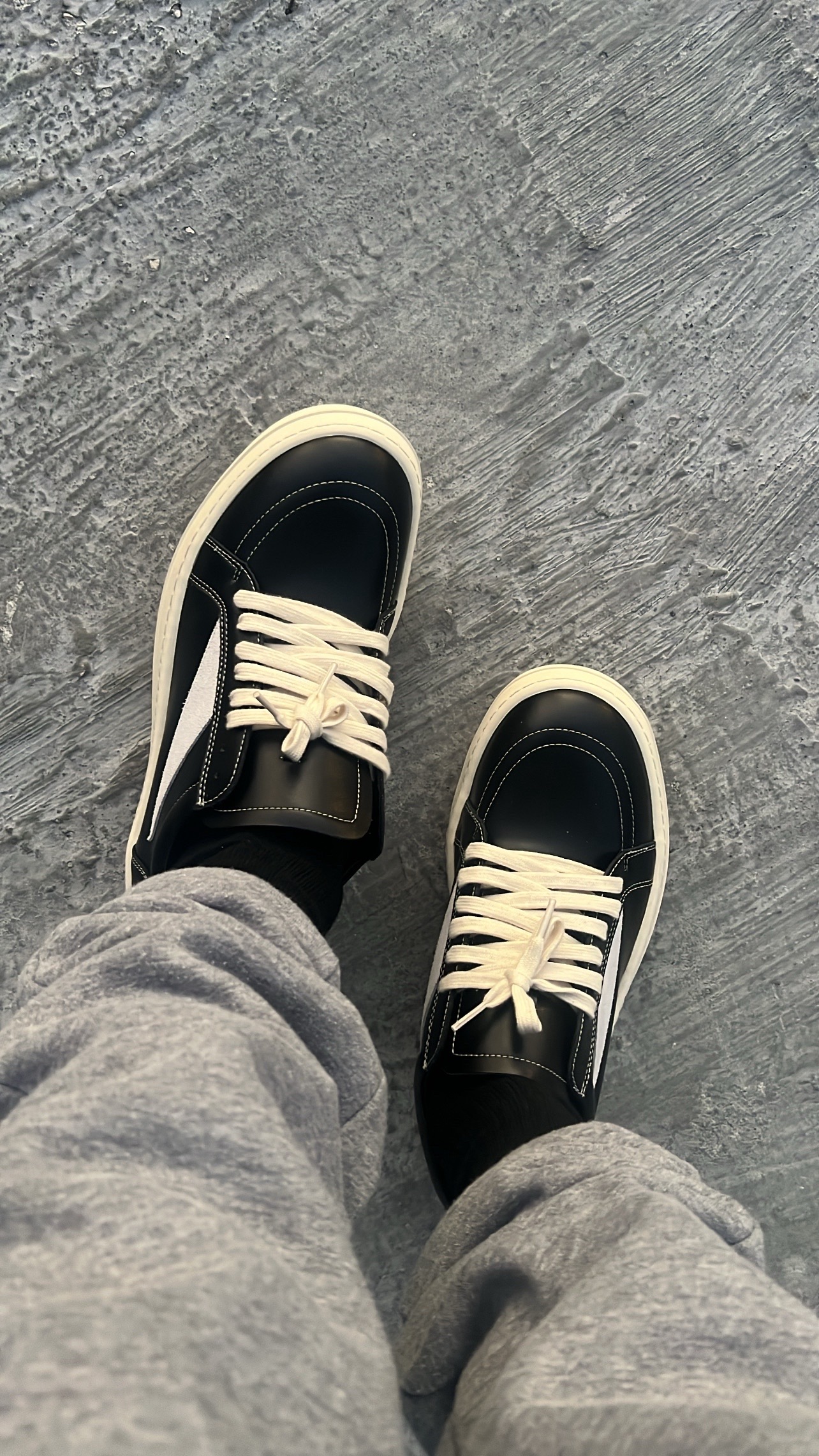 @👤