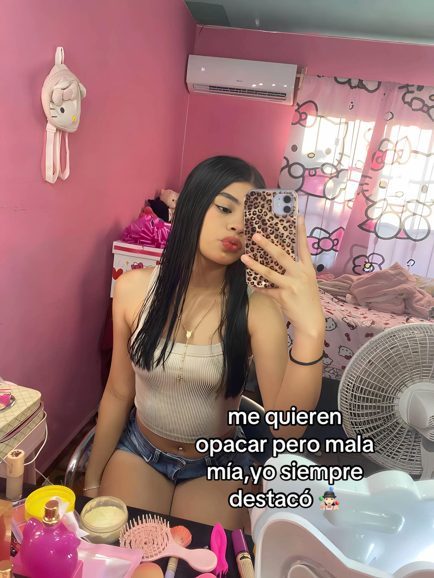 @momis🍒