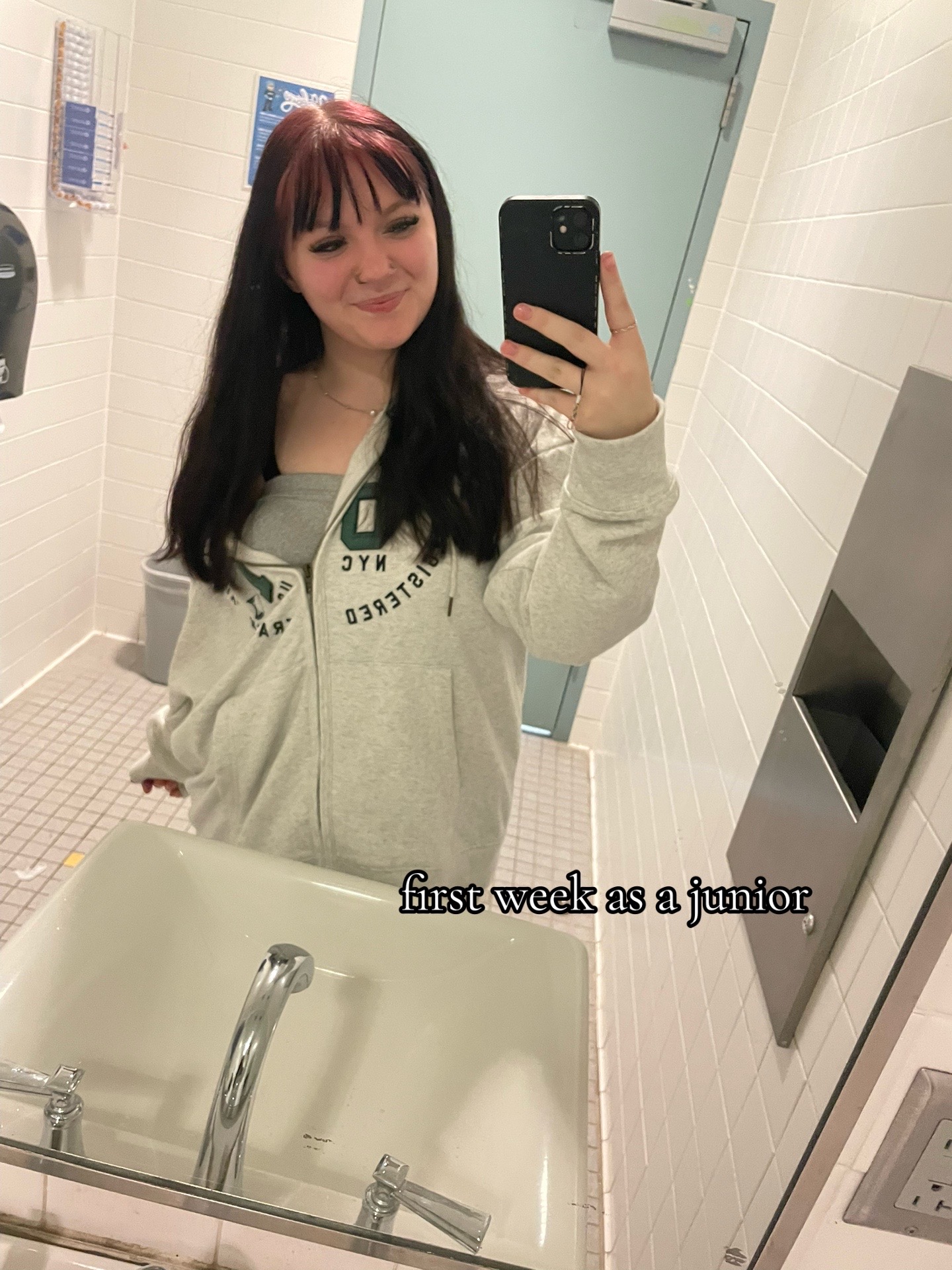 @🪩
