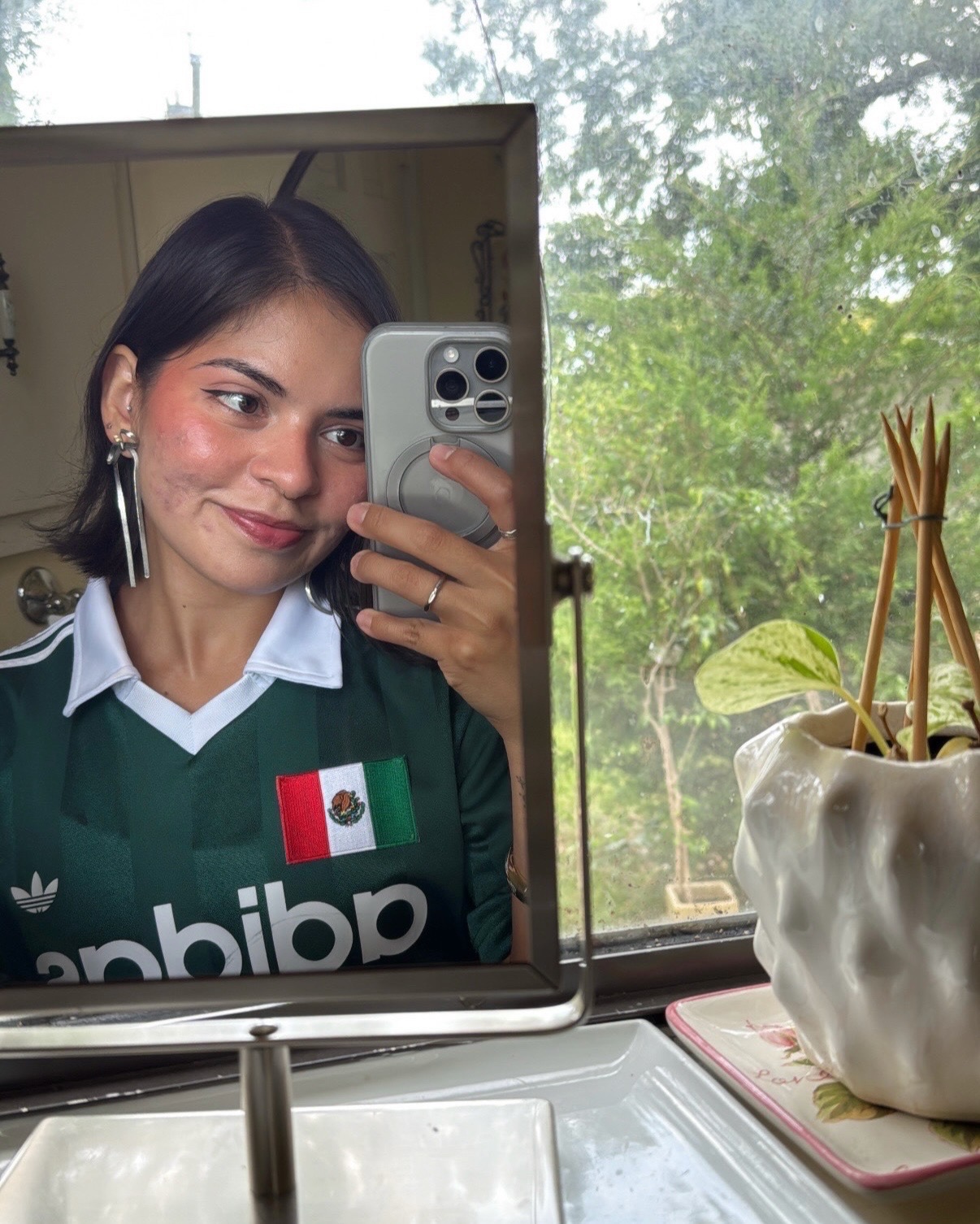 @claudiazelayaa