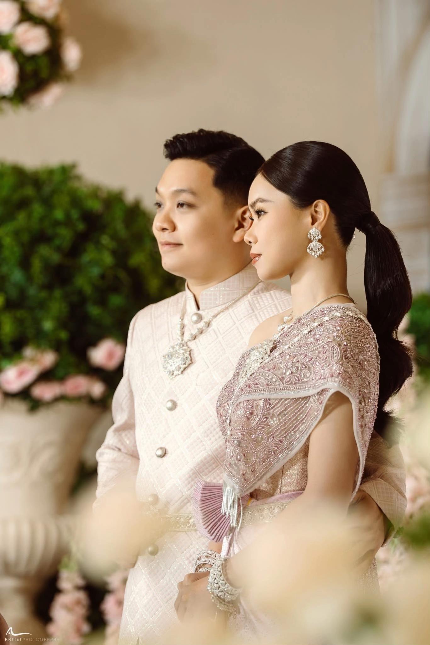 @ស សំអាងការ