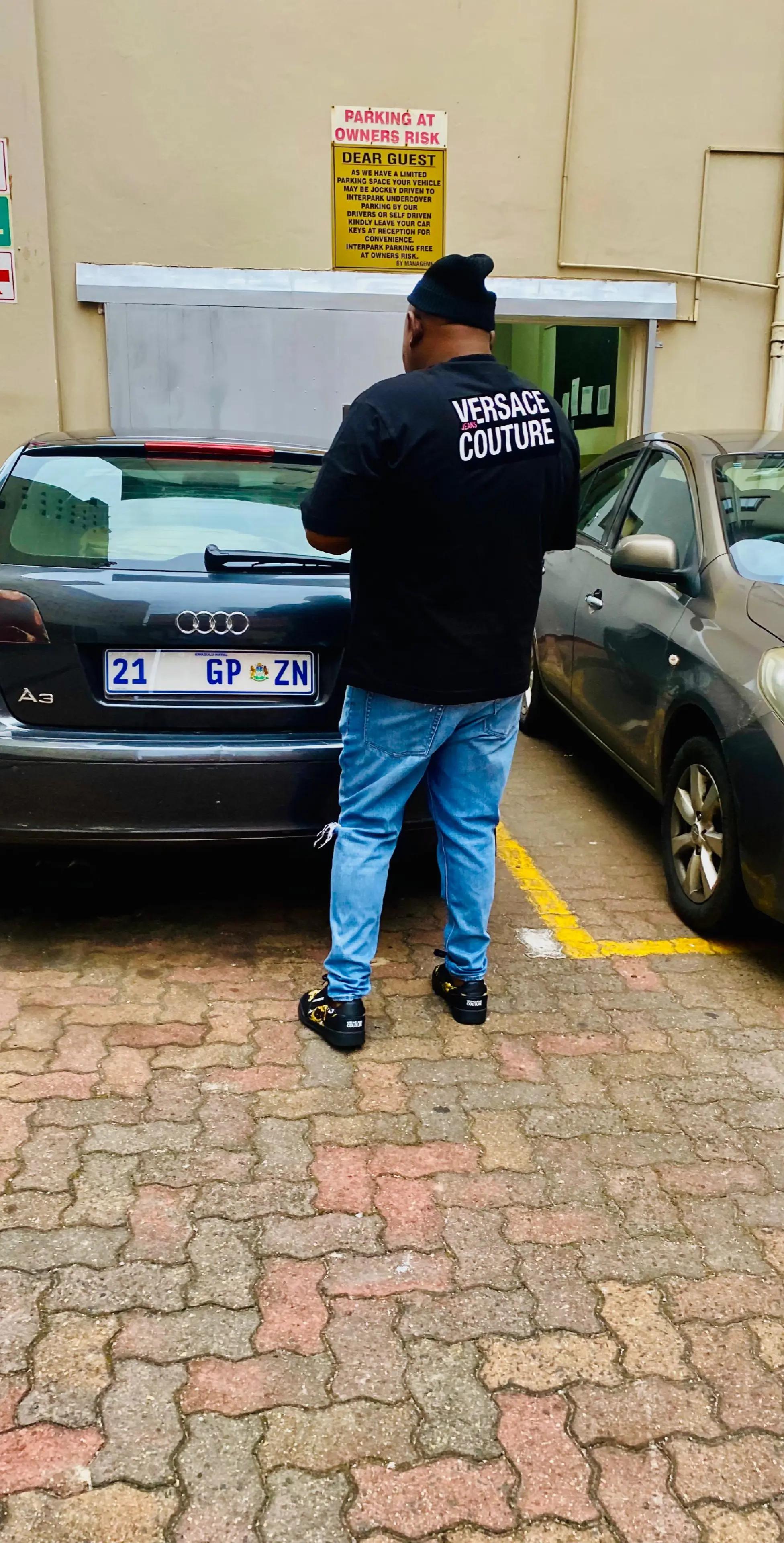 @EzoNdabezitha